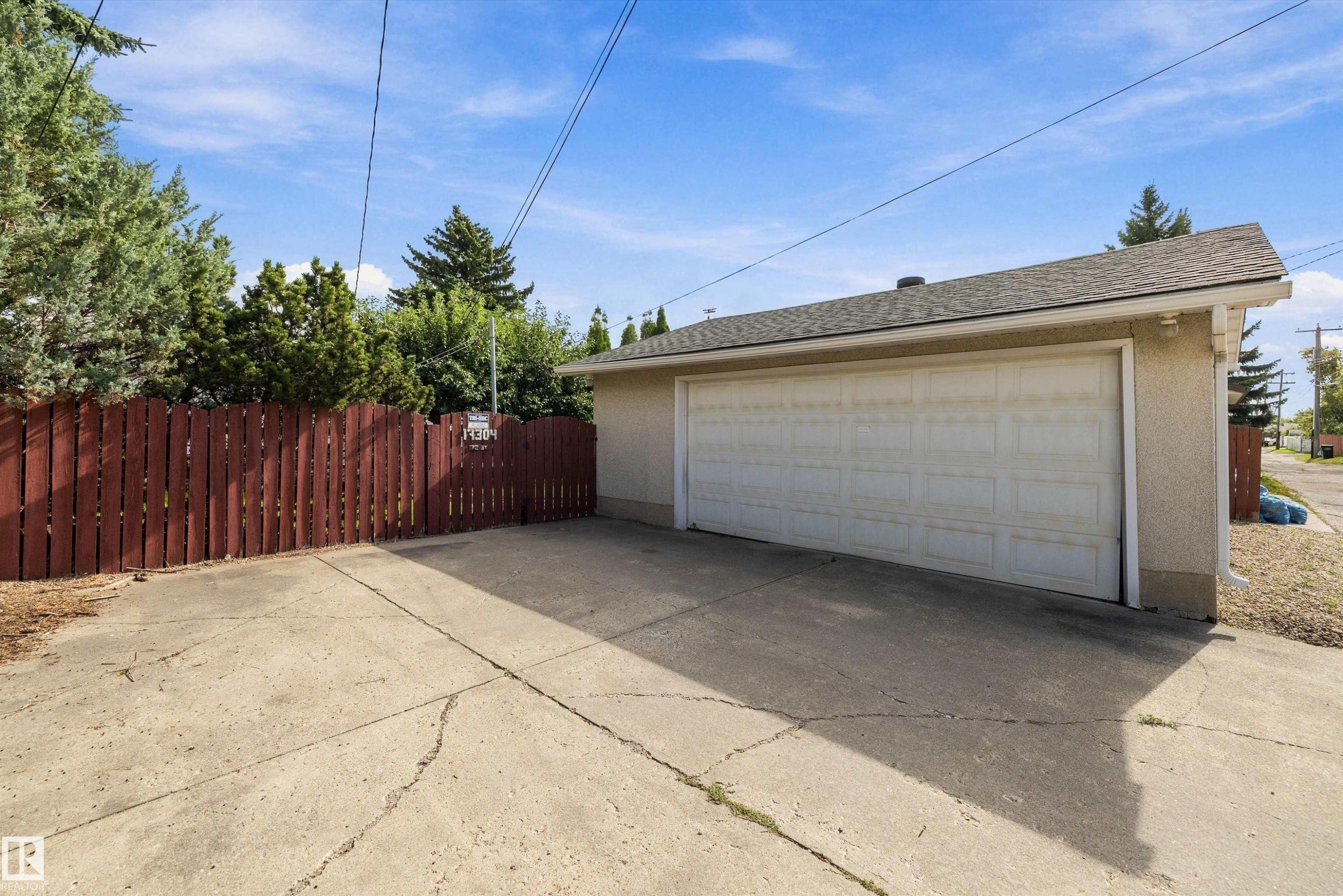 13304 73 Street Nw, Edmonton, AB