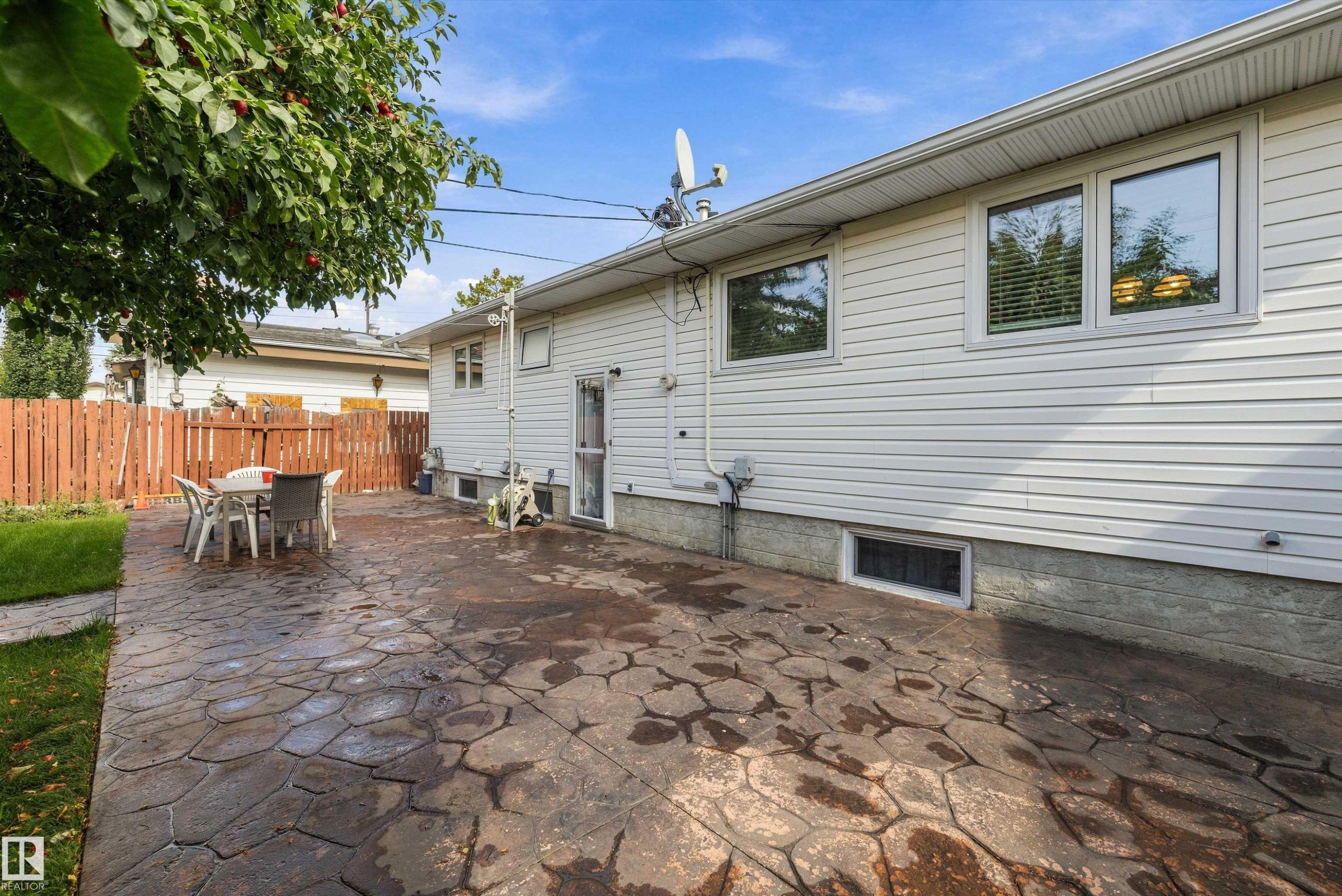13304 73 Street Nw, Edmonton, AB