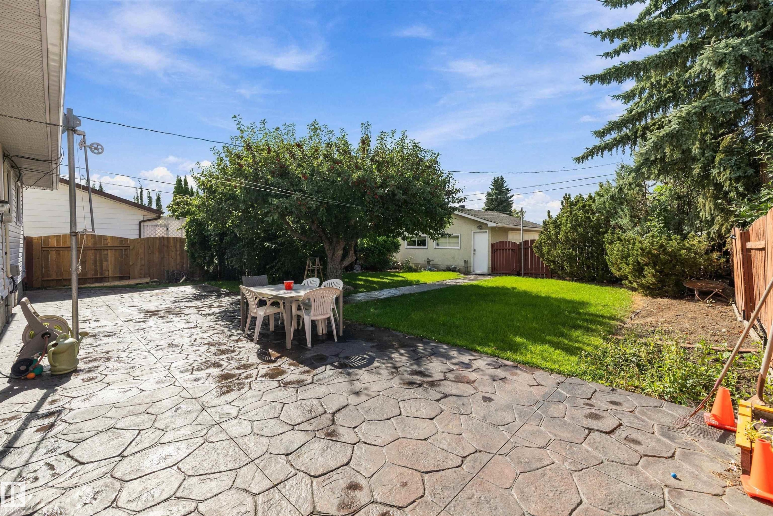 13304 73 Street Nw, Edmonton, AB