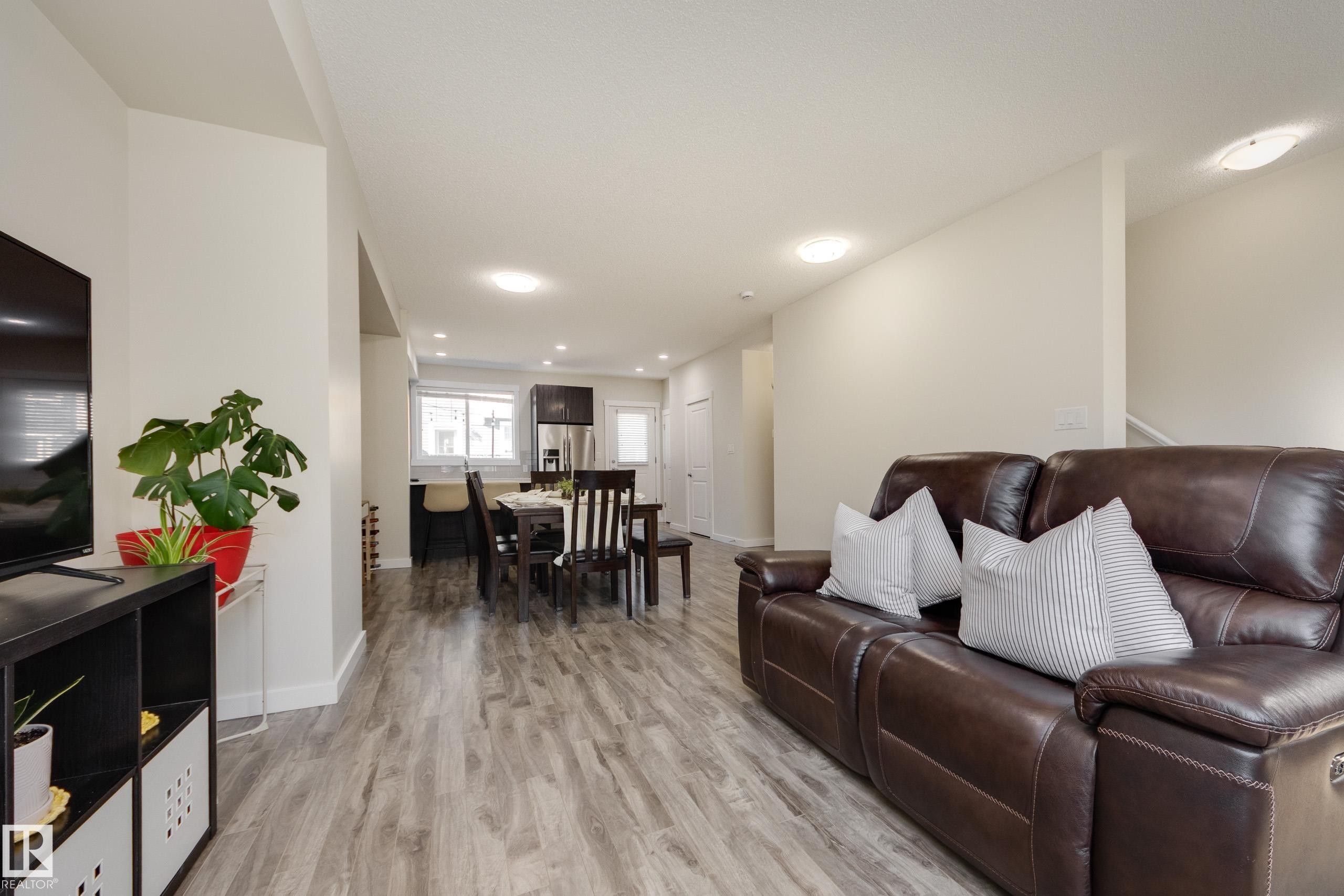#102 903 Crystallina Nera Wy Nw, Edmonton, AB
