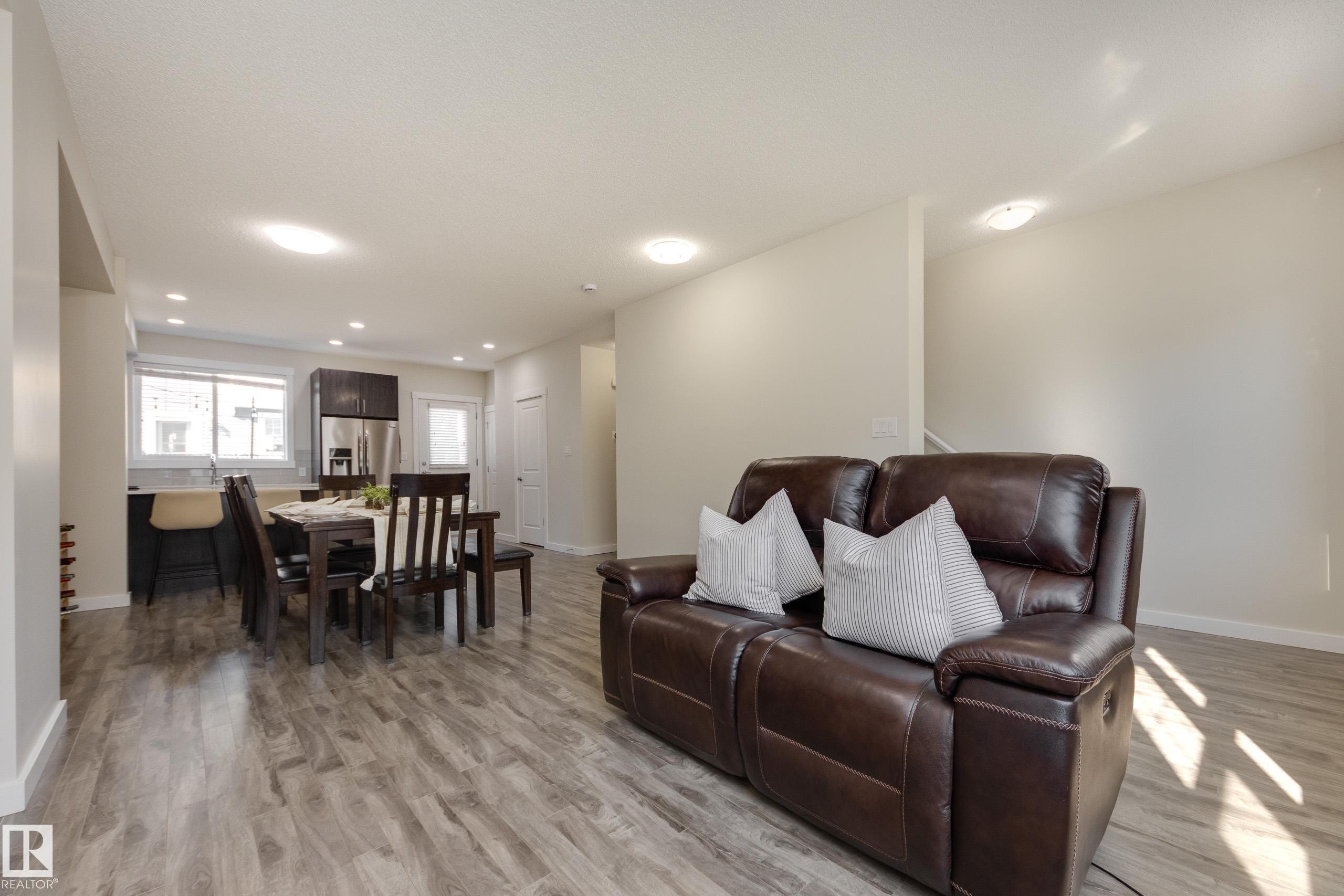 #102 903 Crystallina Nera Wy Nw, Edmonton, AB
