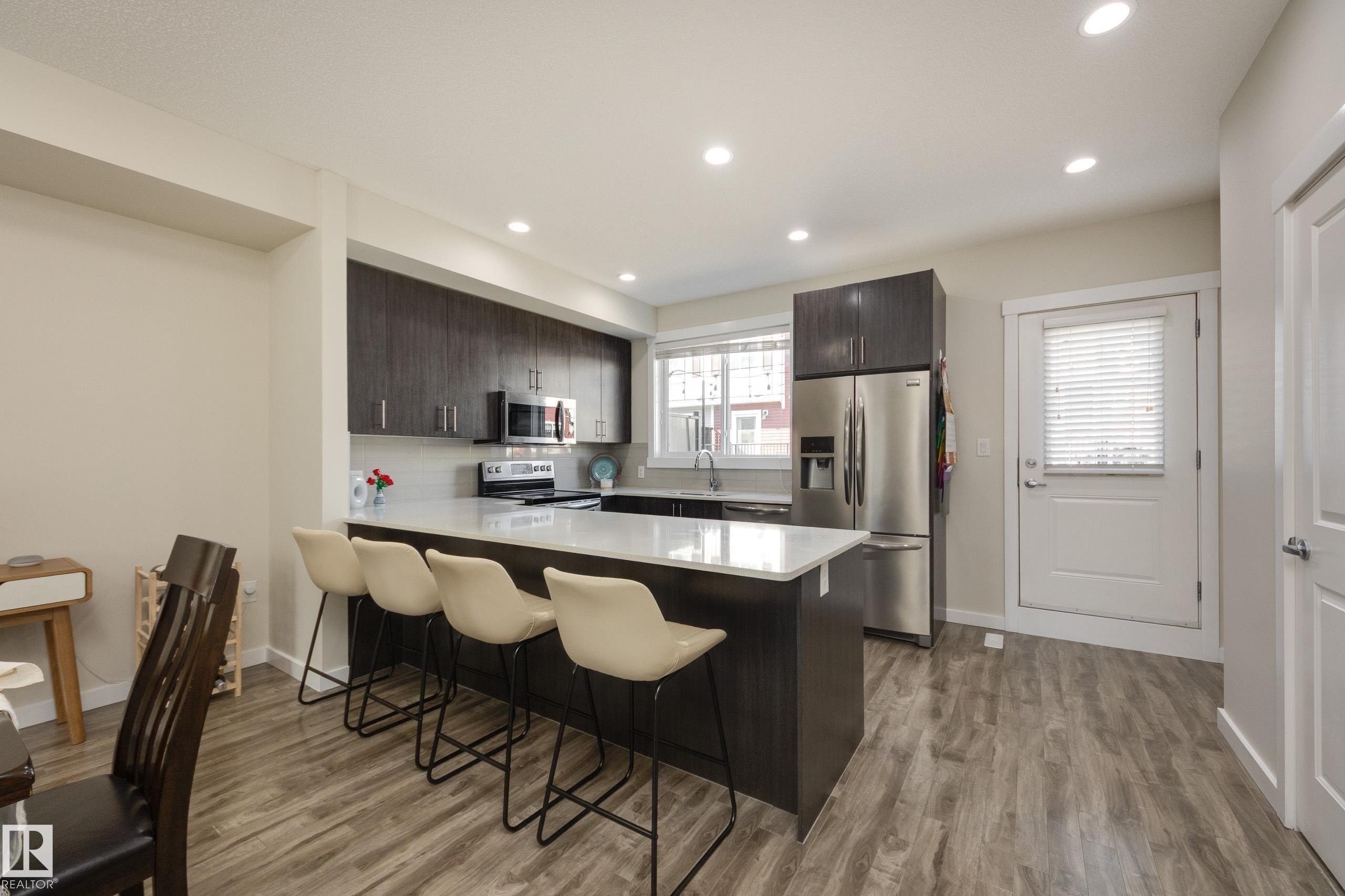 #102 903 Crystallina Nera Wy Nw, Edmonton, AB