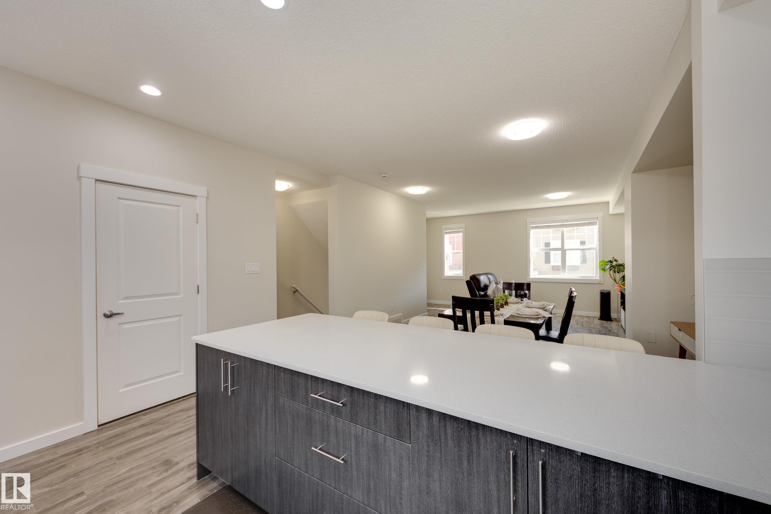 #102 903 Crystallina Nera Wy Nw, Edmonton, AB