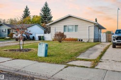 4504 43B Avenue  Leduc, AB T9E 4R1