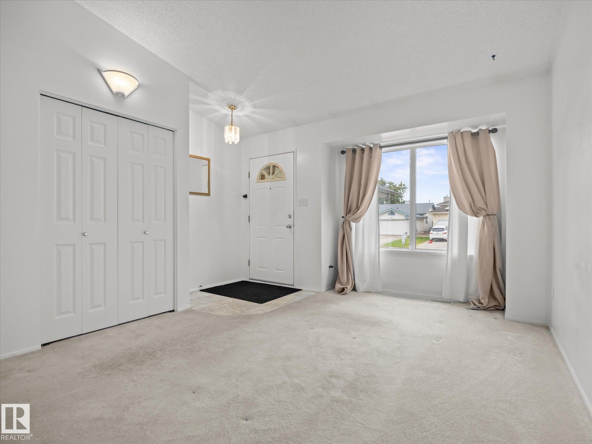 12840 147 Avenue Nw, Edmonton, AB
