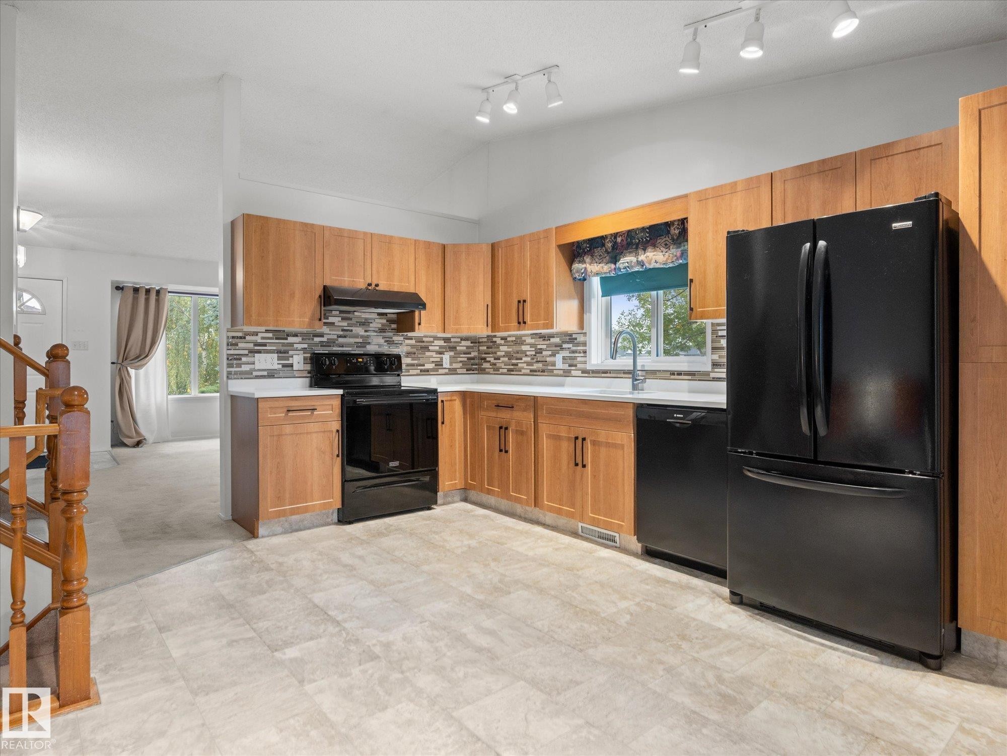 12840 147 Avenue Nw, Edmonton, AB