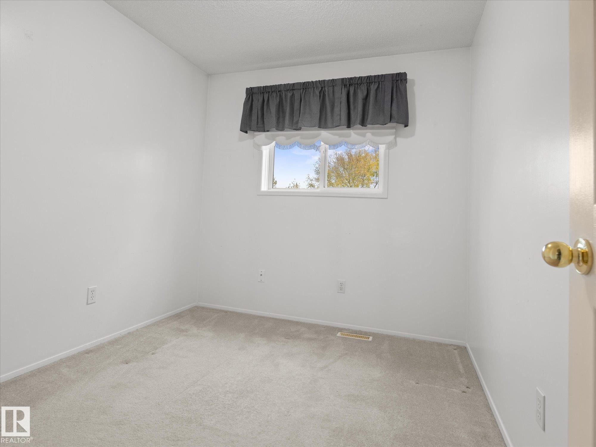 12840 147 Avenue Nw, Edmonton, AB