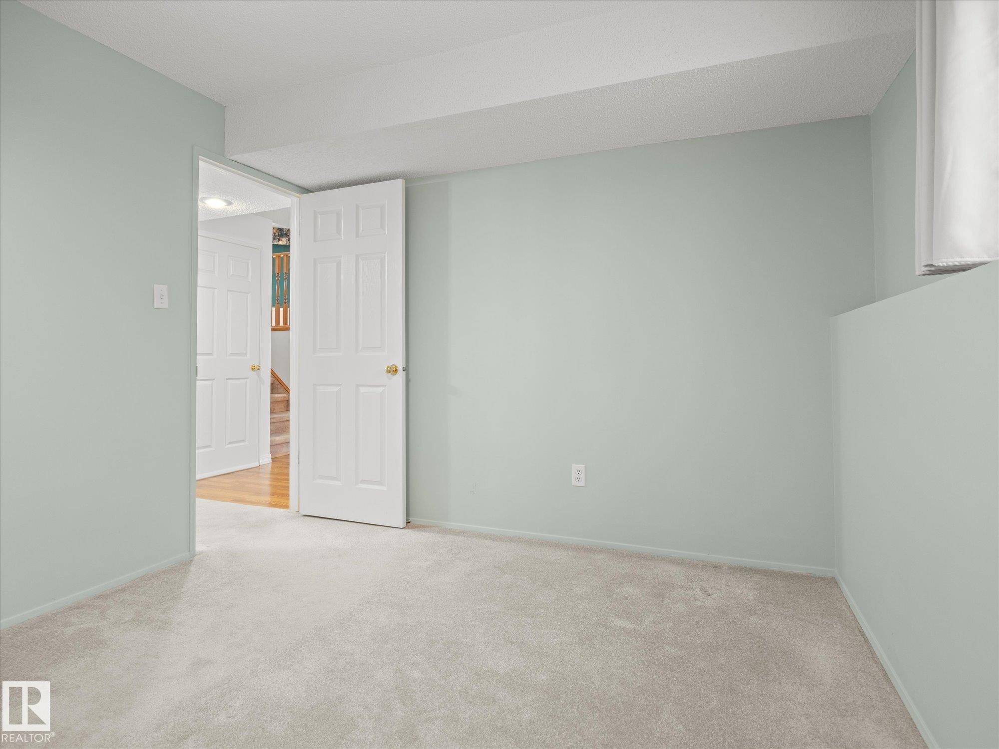 12840 147 Avenue Nw, Edmonton, AB