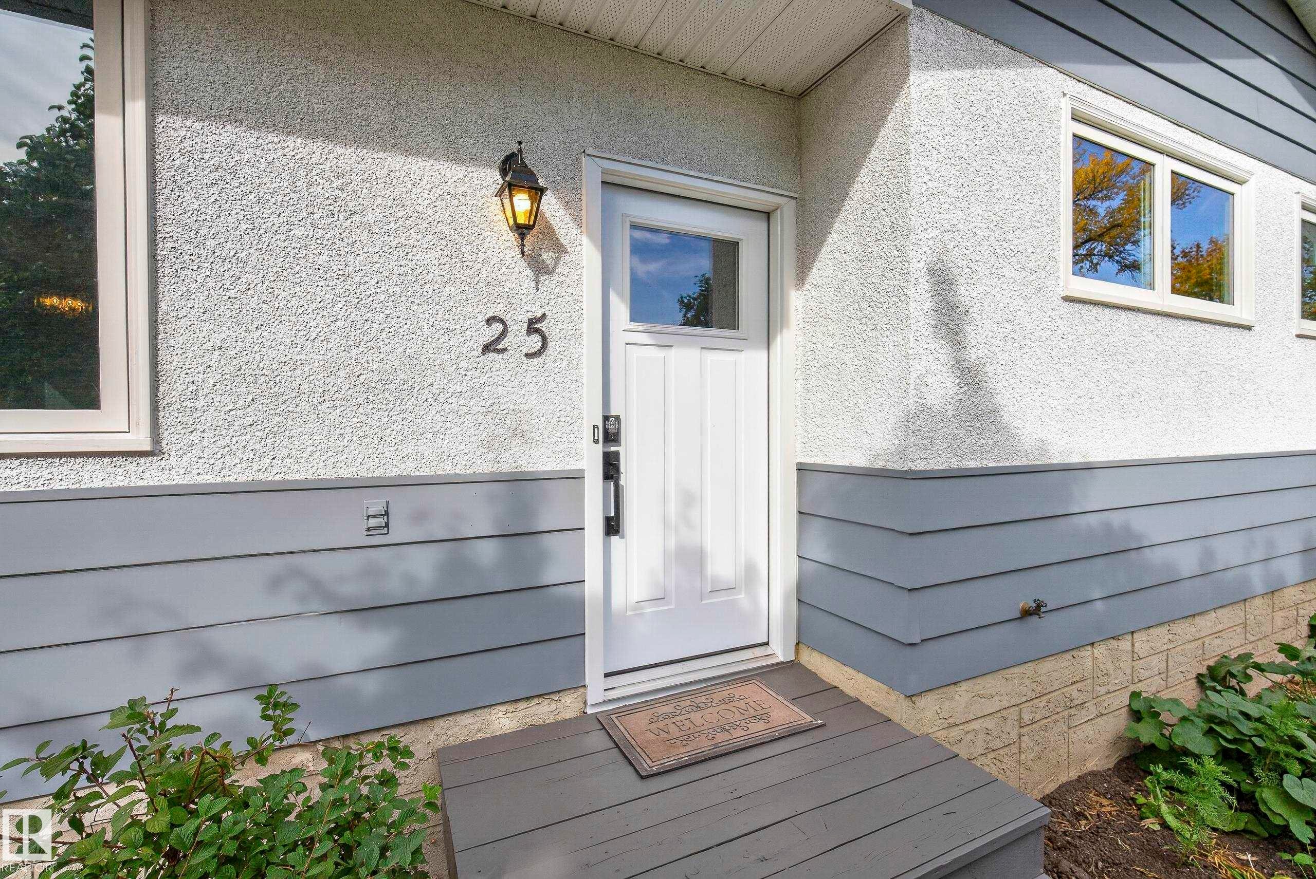 25 Milburn Crescent, Sherwood Park, AB