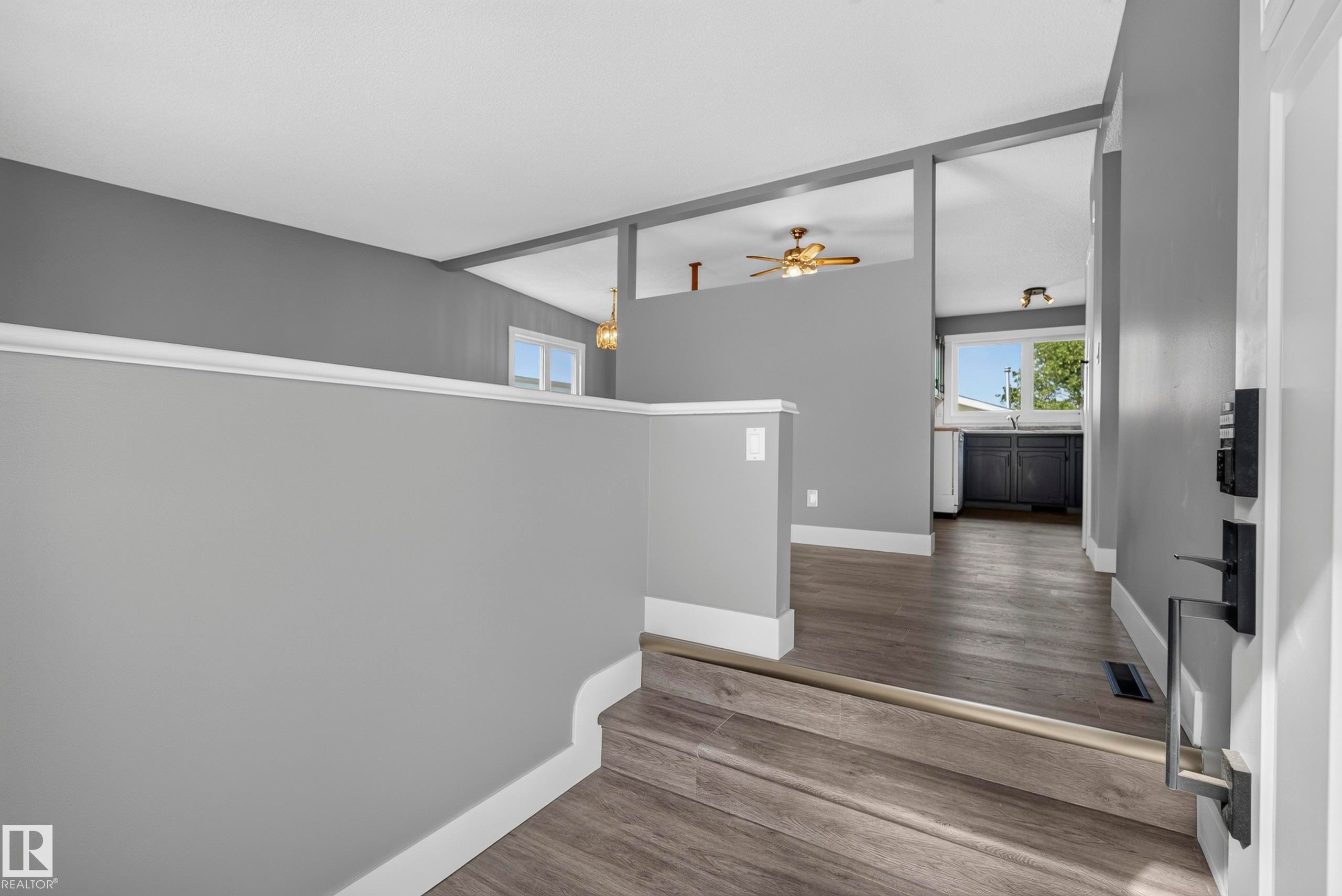 25 Milburn Crescent, Sherwood Park, AB