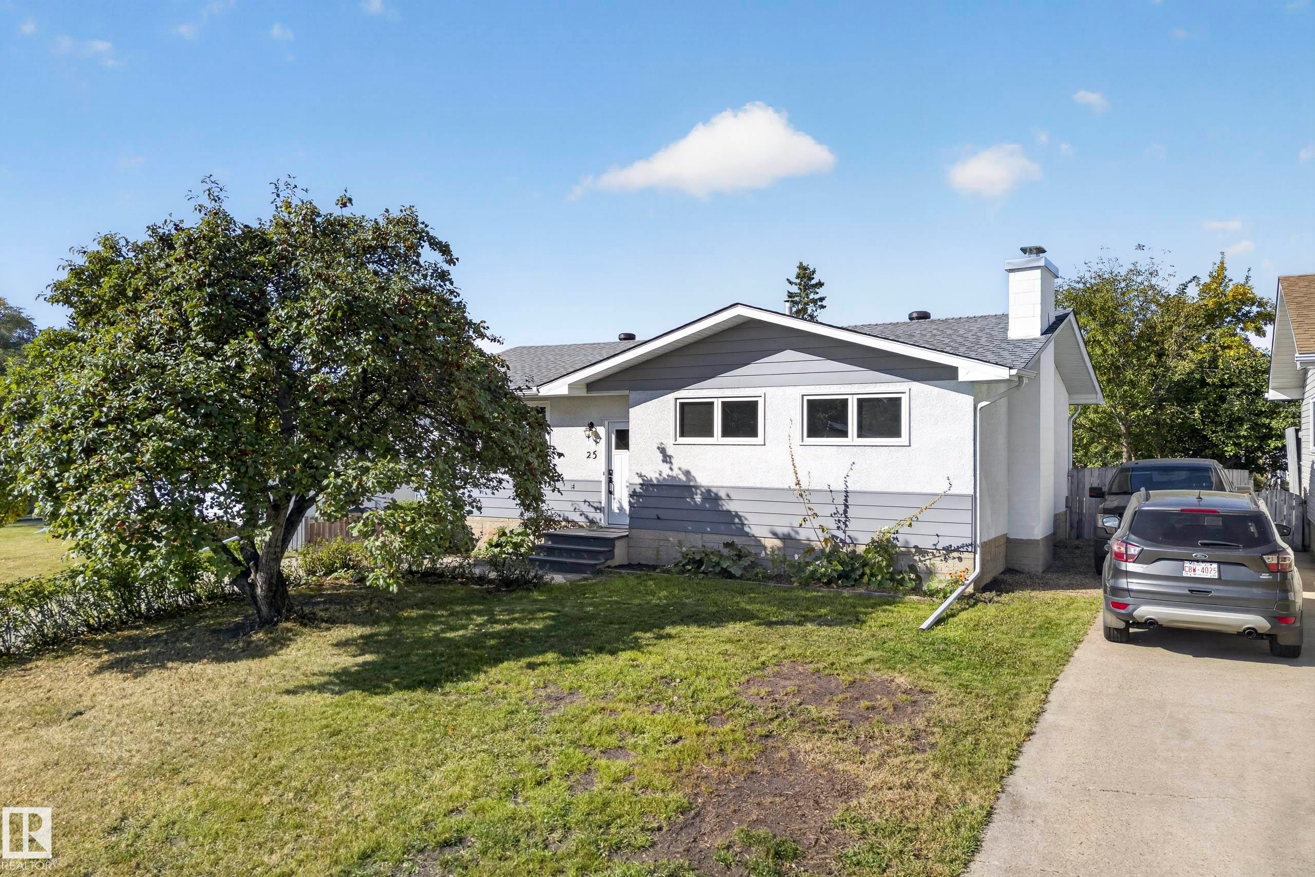 25 Milburn Crescent, Sherwood Park, AB