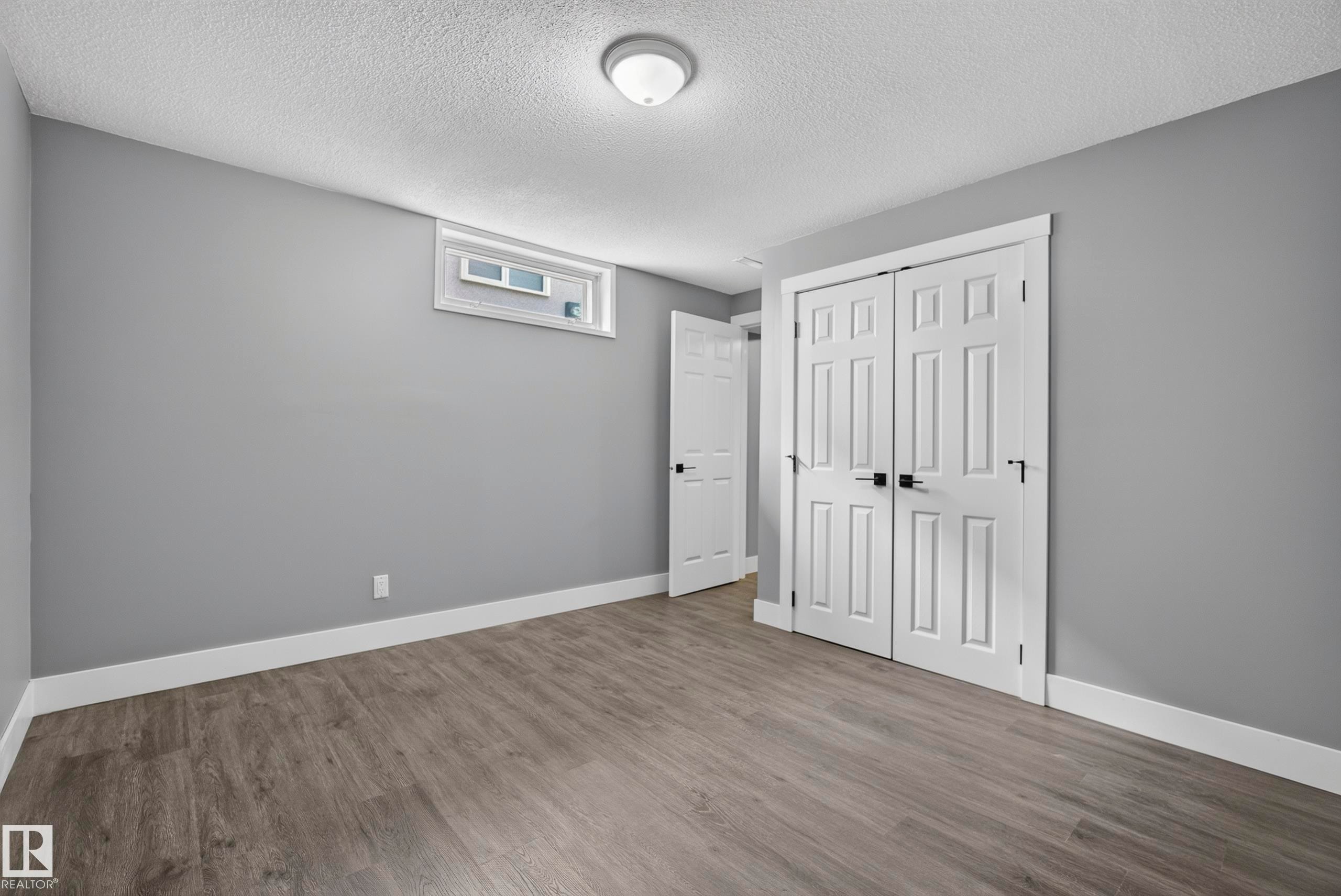 25 Milburn Crescent, Sherwood Park, AB