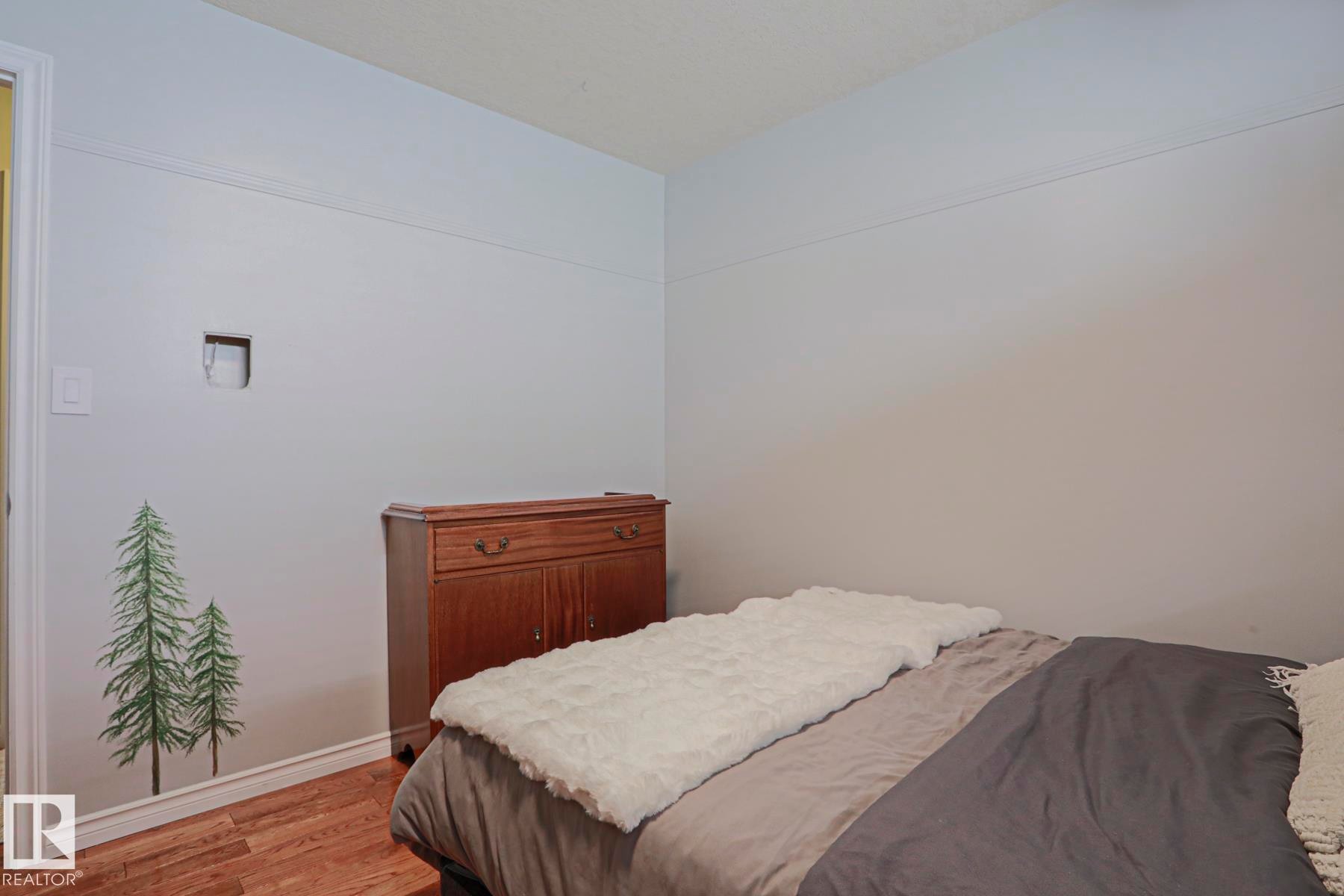 Additional content - 2 Hillview Crescent, Sherwood Park, AB