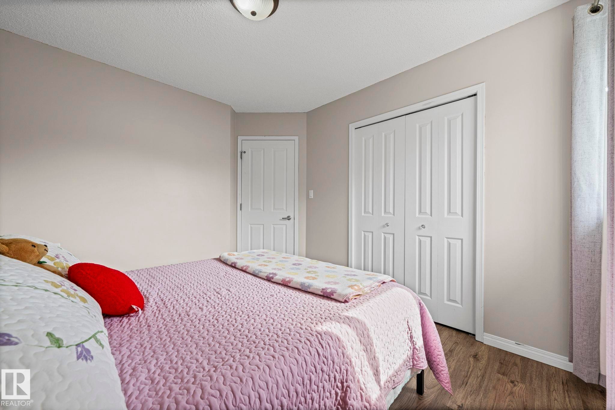 3113 41A Avenue Nw, Edmonton, AB