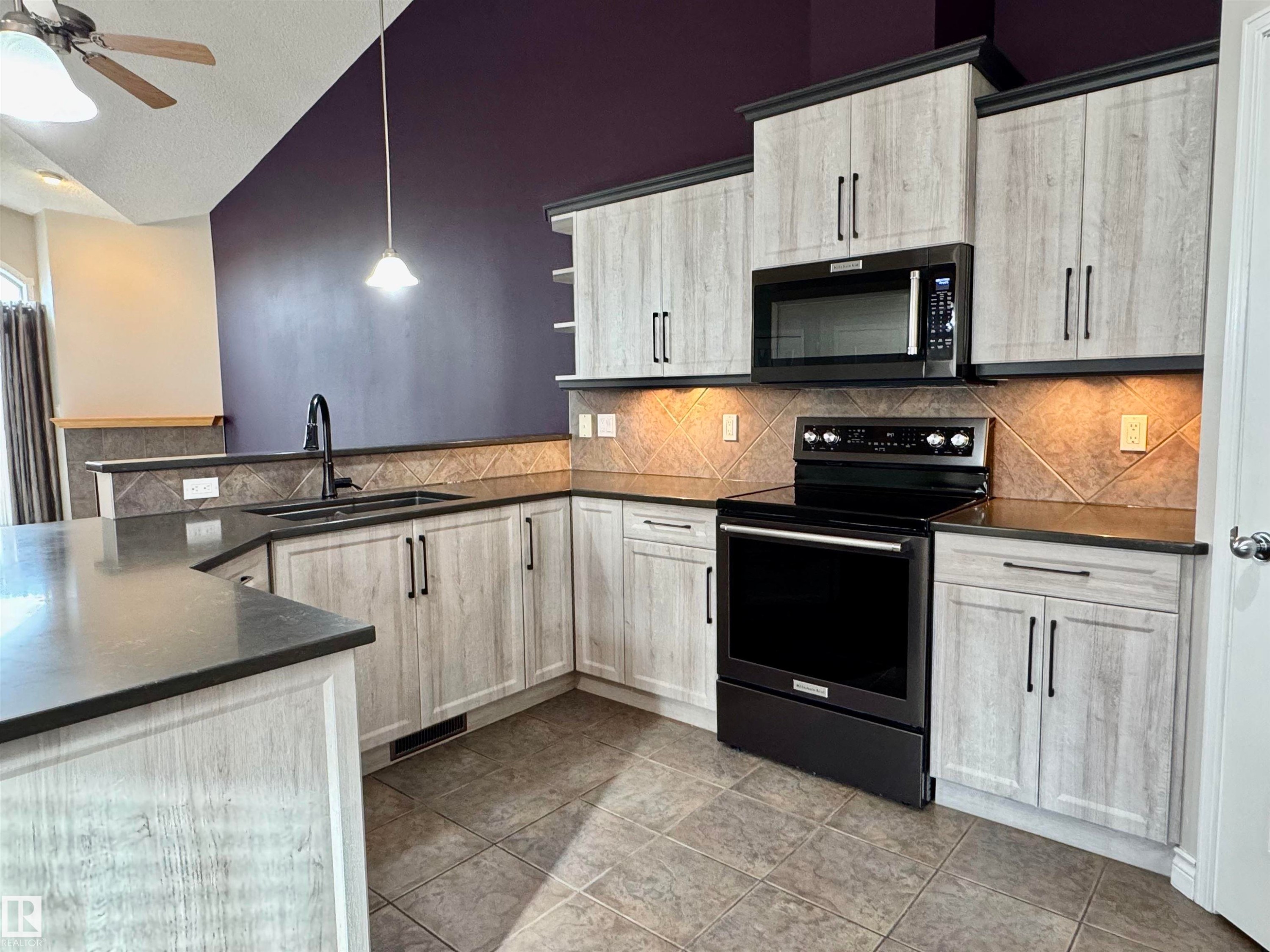New cupboard doors and refaced cabinets - #13 101 Jim Common Dr, Sherwood Park, AB