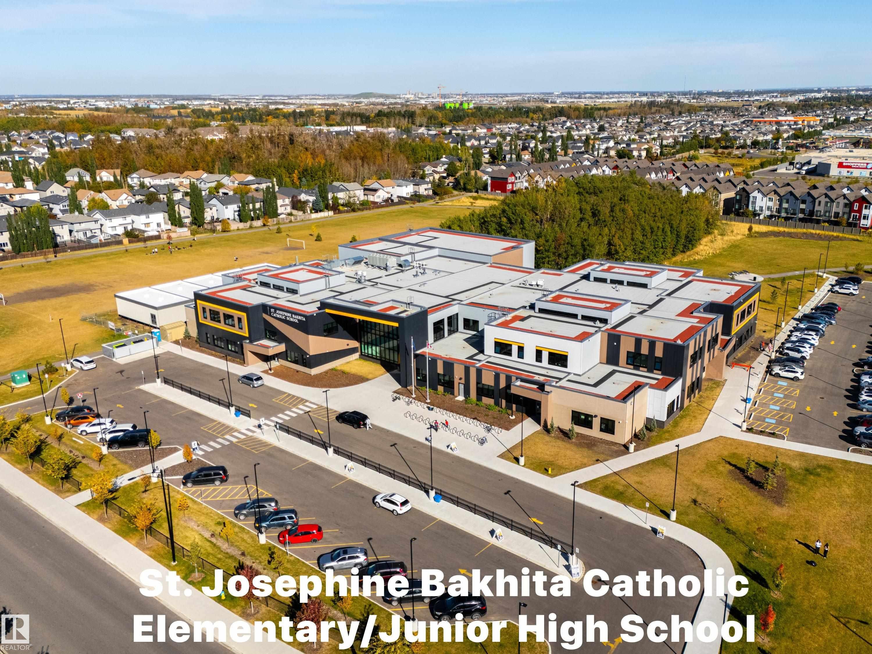 22003 93 Avenue Nw, Edmonton, AB