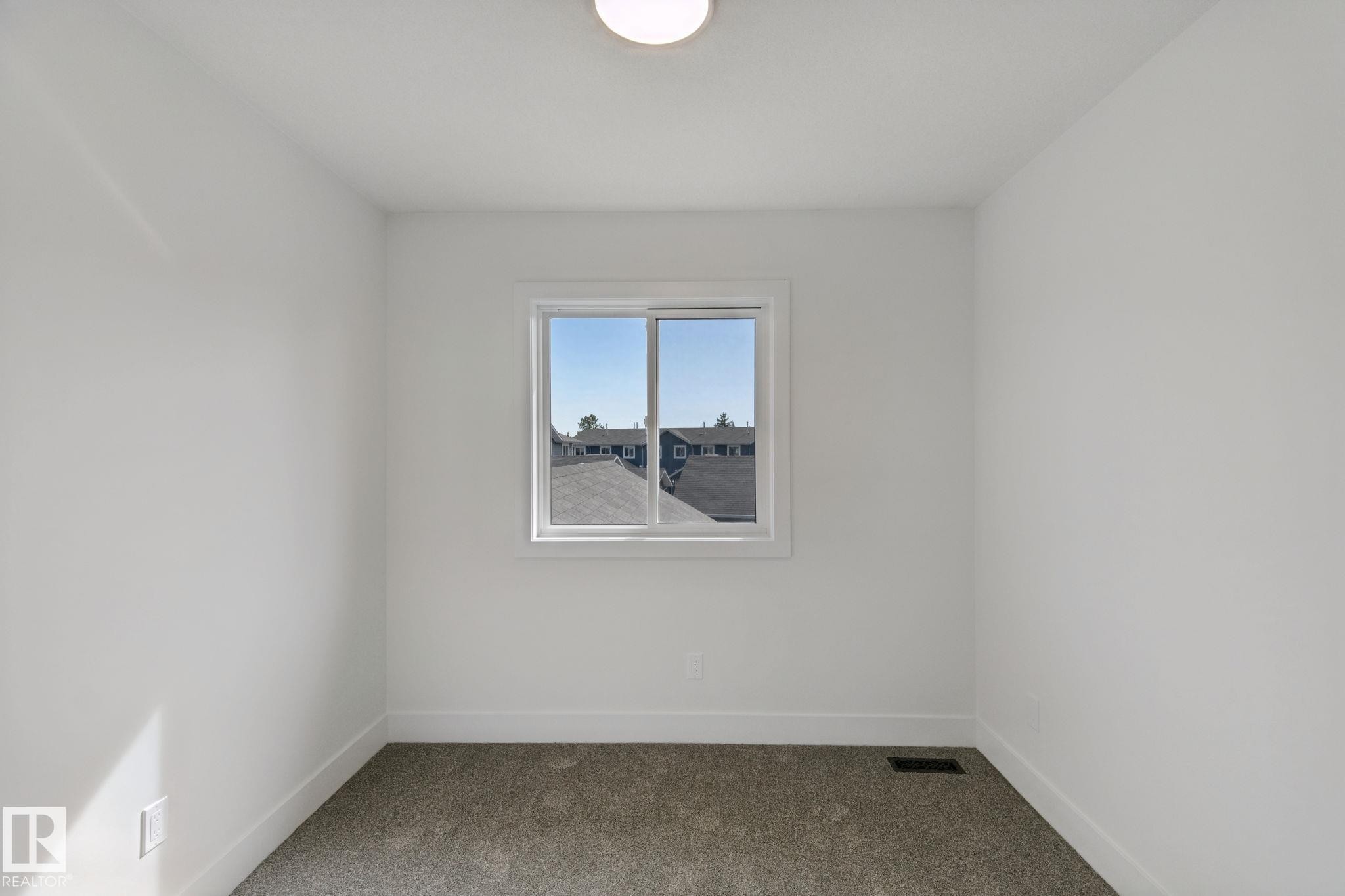 #30 14803 34 St Nw, Edmonton, AB