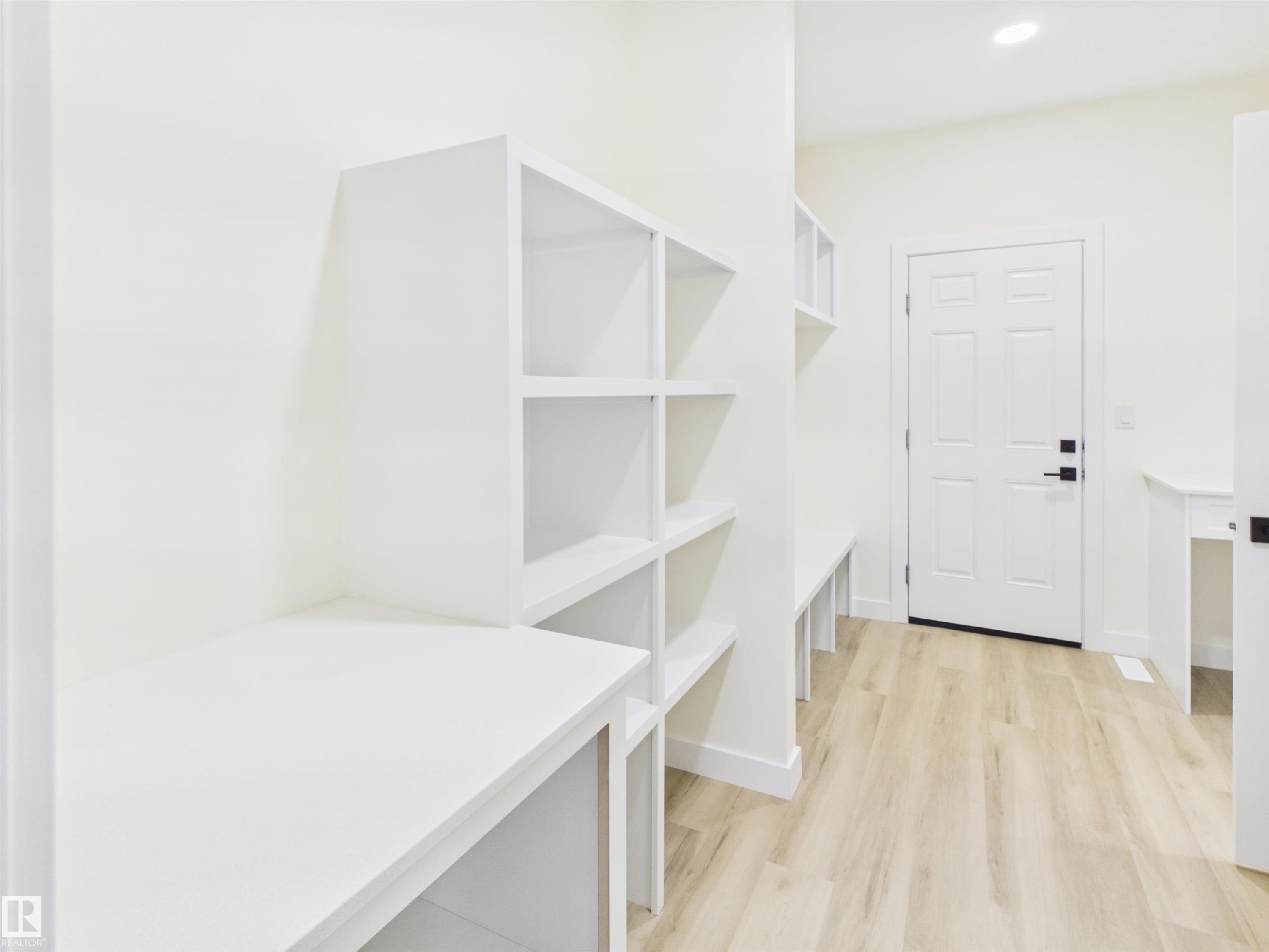 223 Ravine Drive, Devon, AB