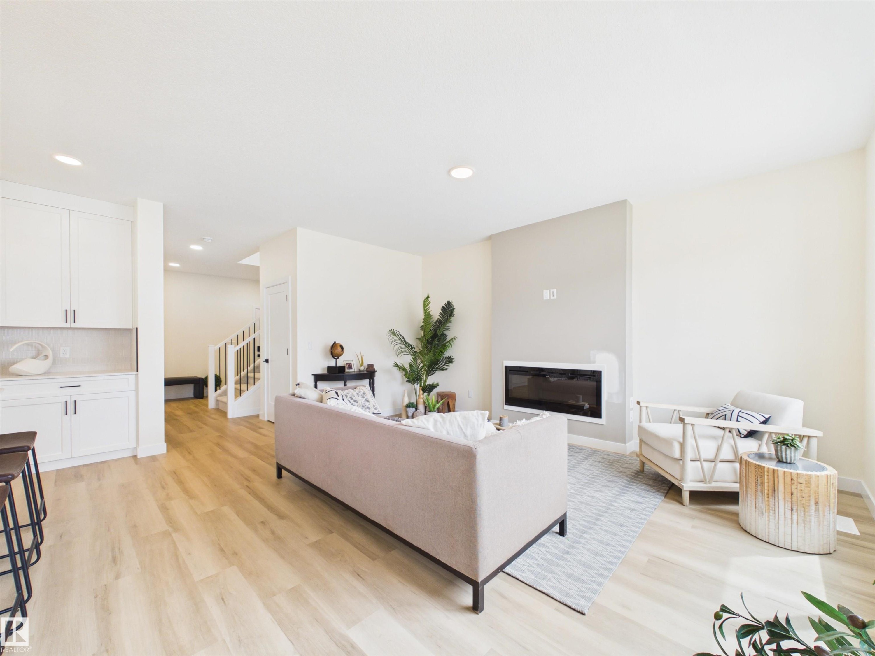 223 Ravine Drive, Devon, AB