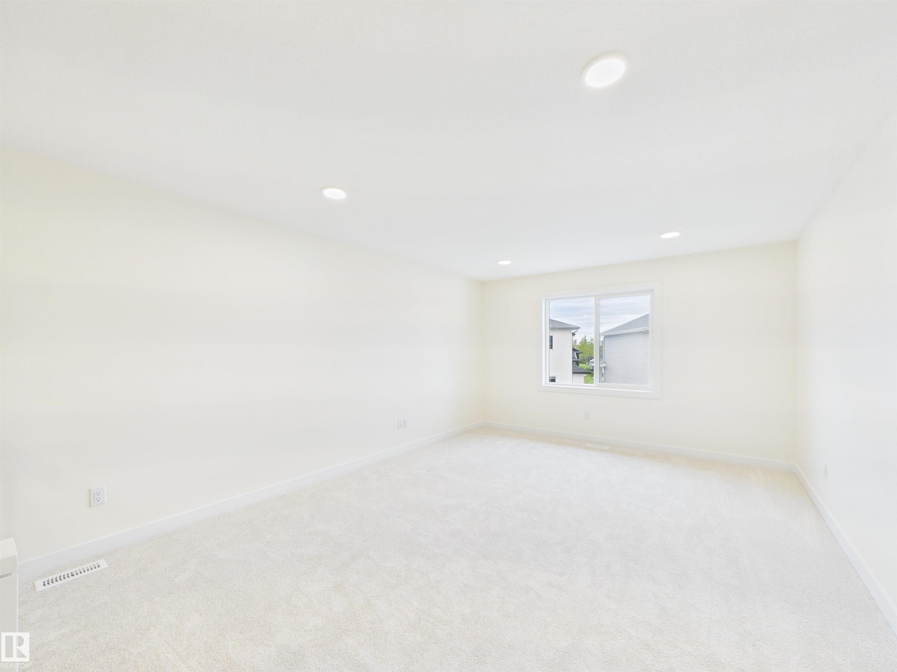 223 Ravine Drive, Devon, AB