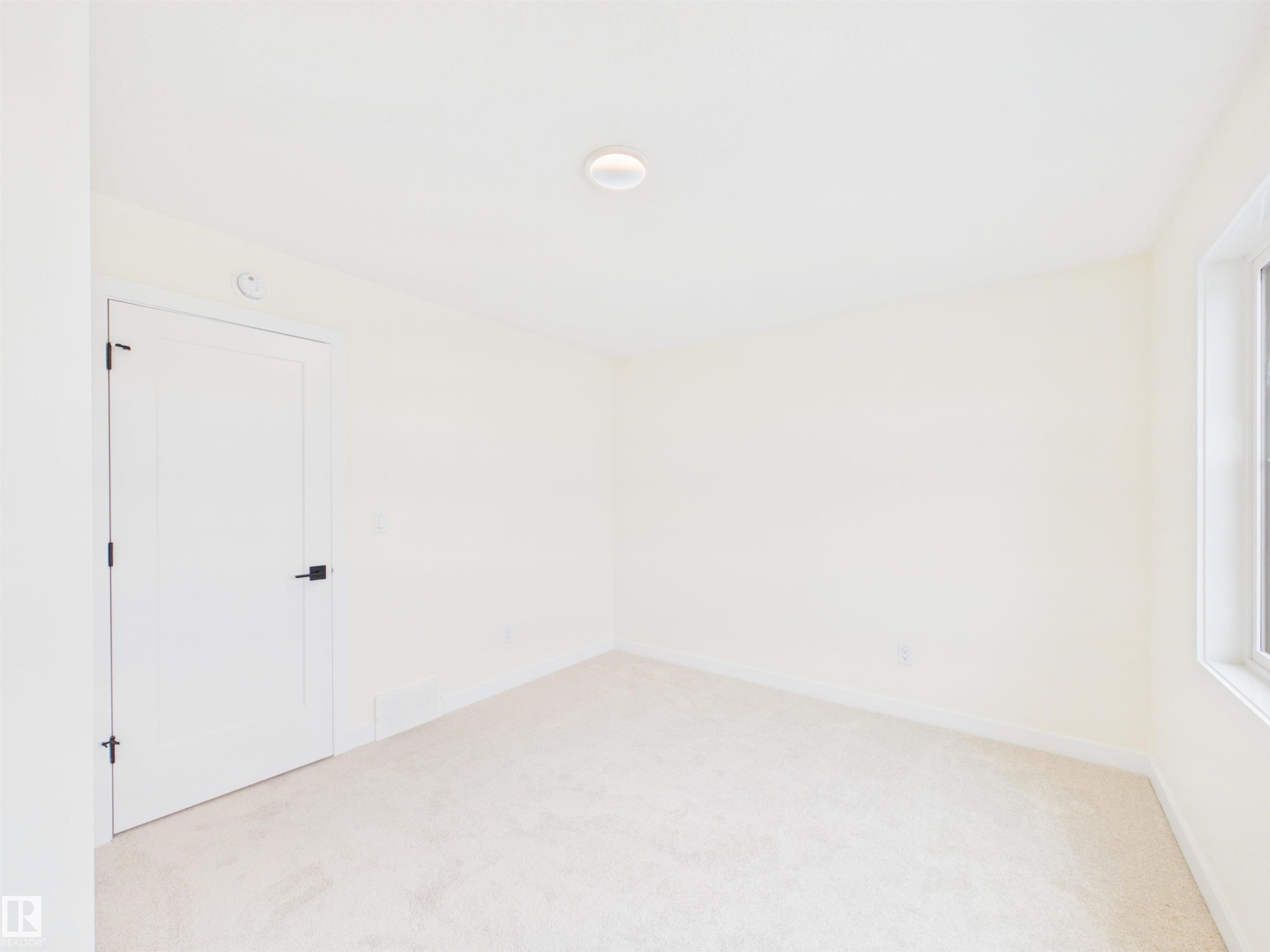 223 Ravine Drive, Devon, AB