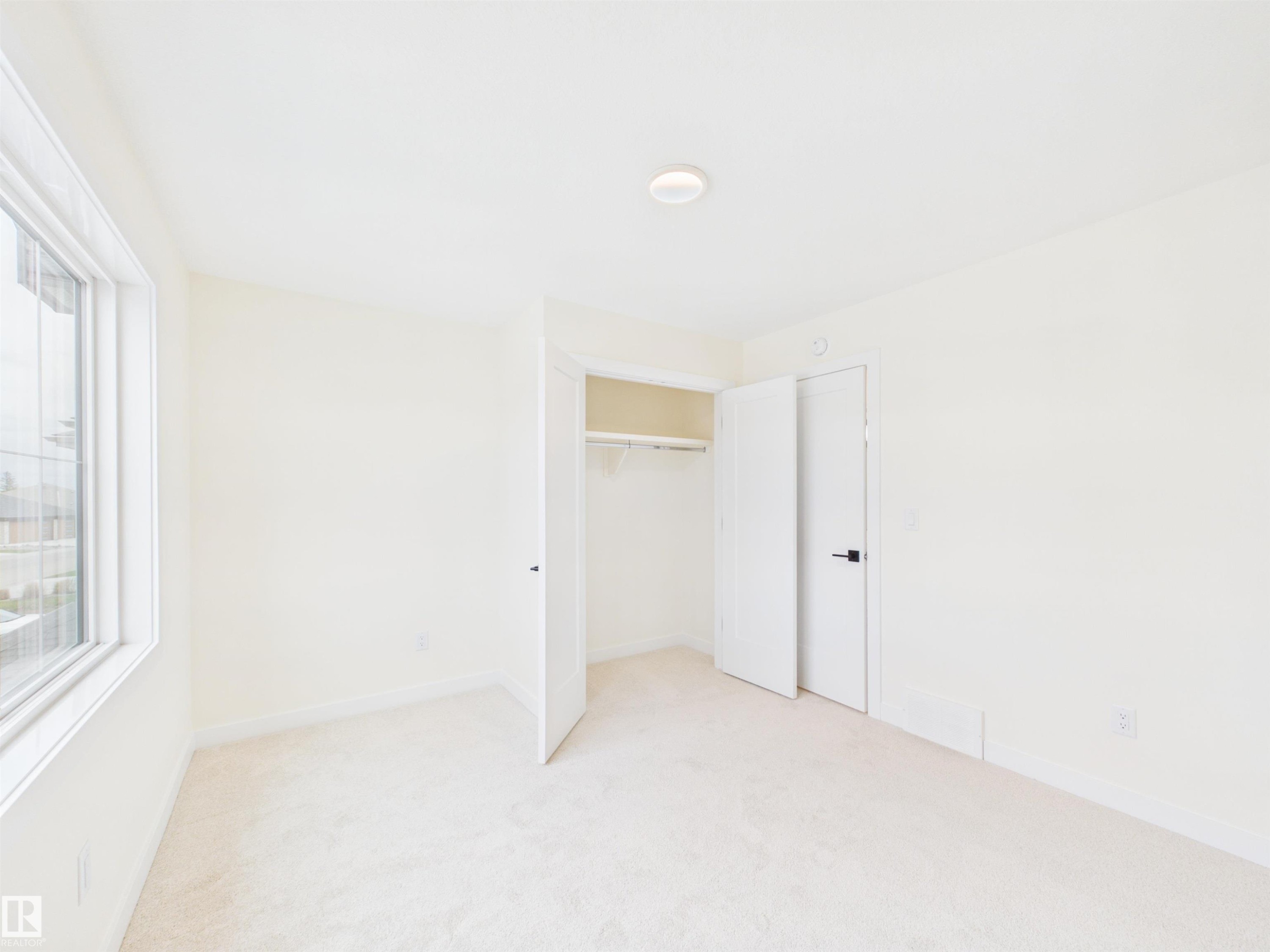 223 Ravine Drive, Devon, AB