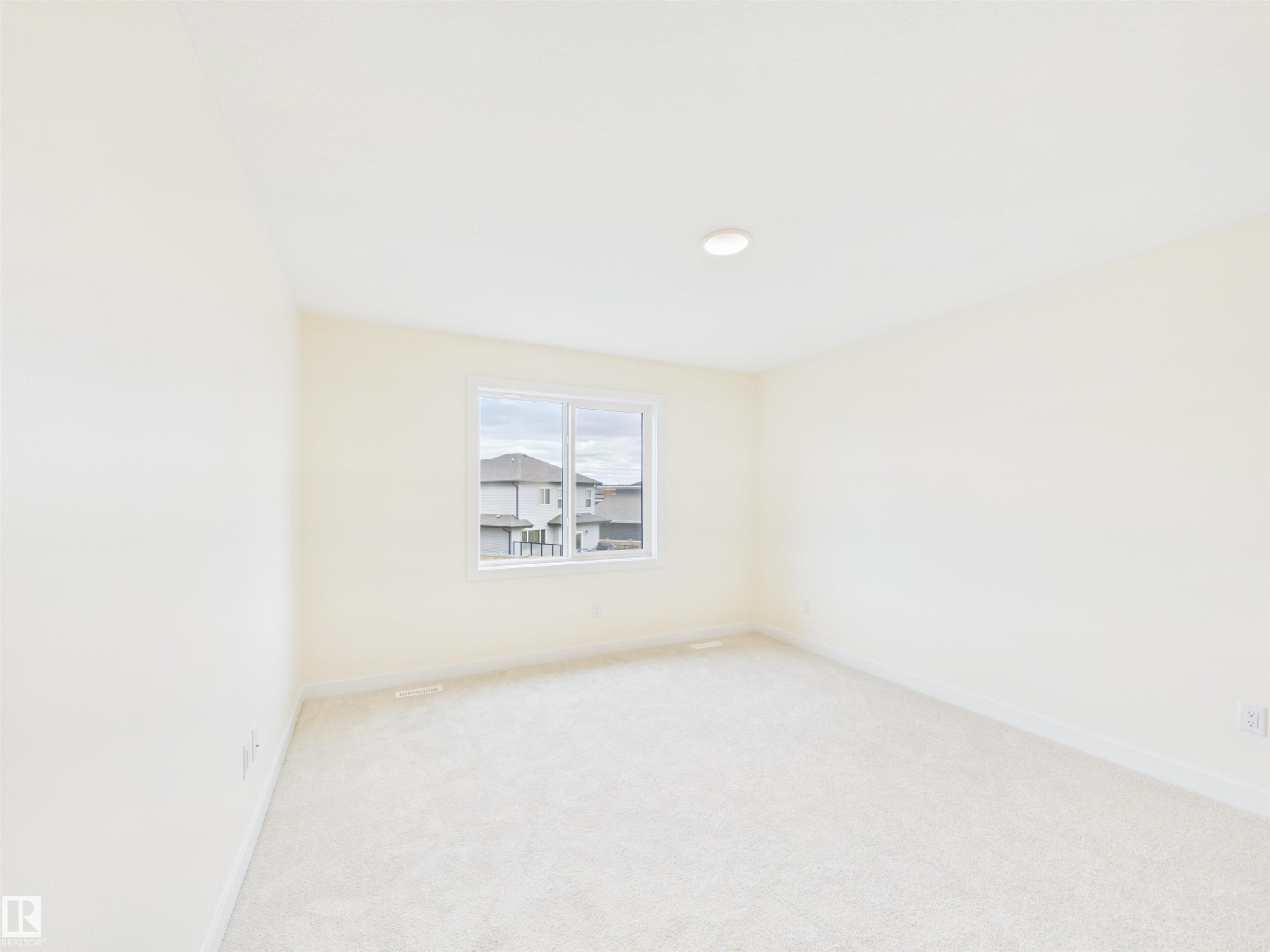 223 Ravine Drive, Devon, AB