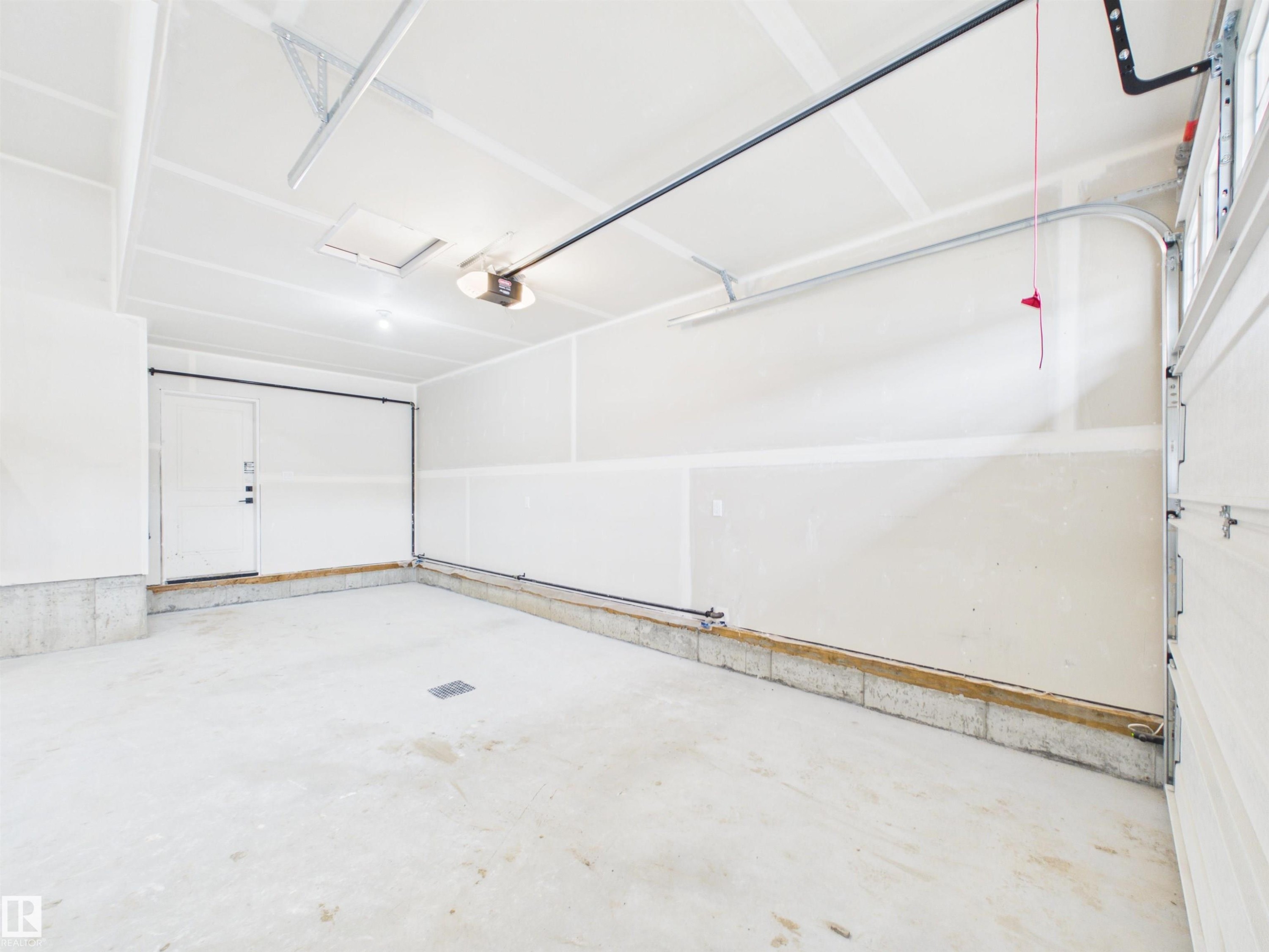 223 Ravine Drive, Devon, AB