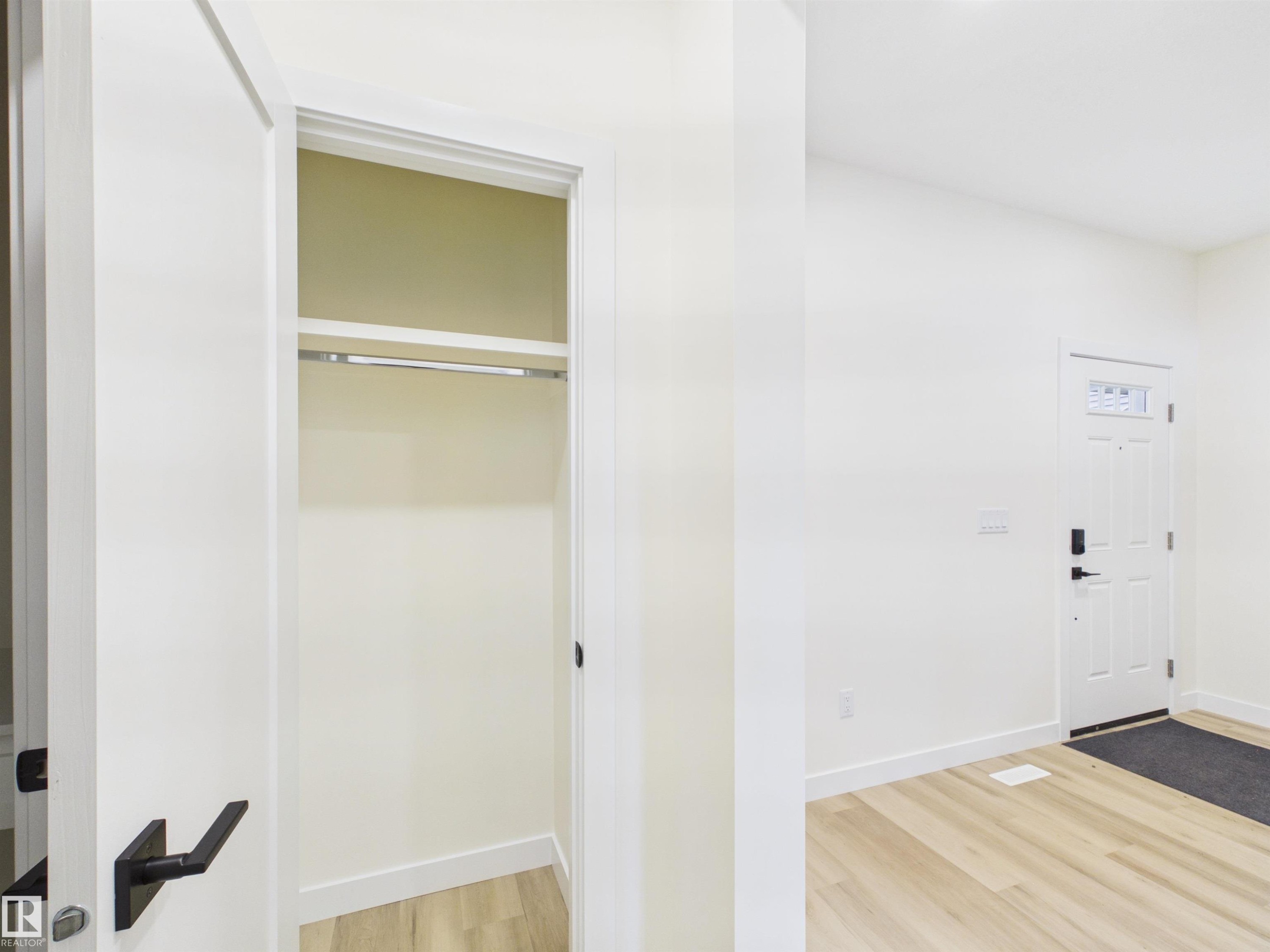 223 Ravine Drive, Devon, AB