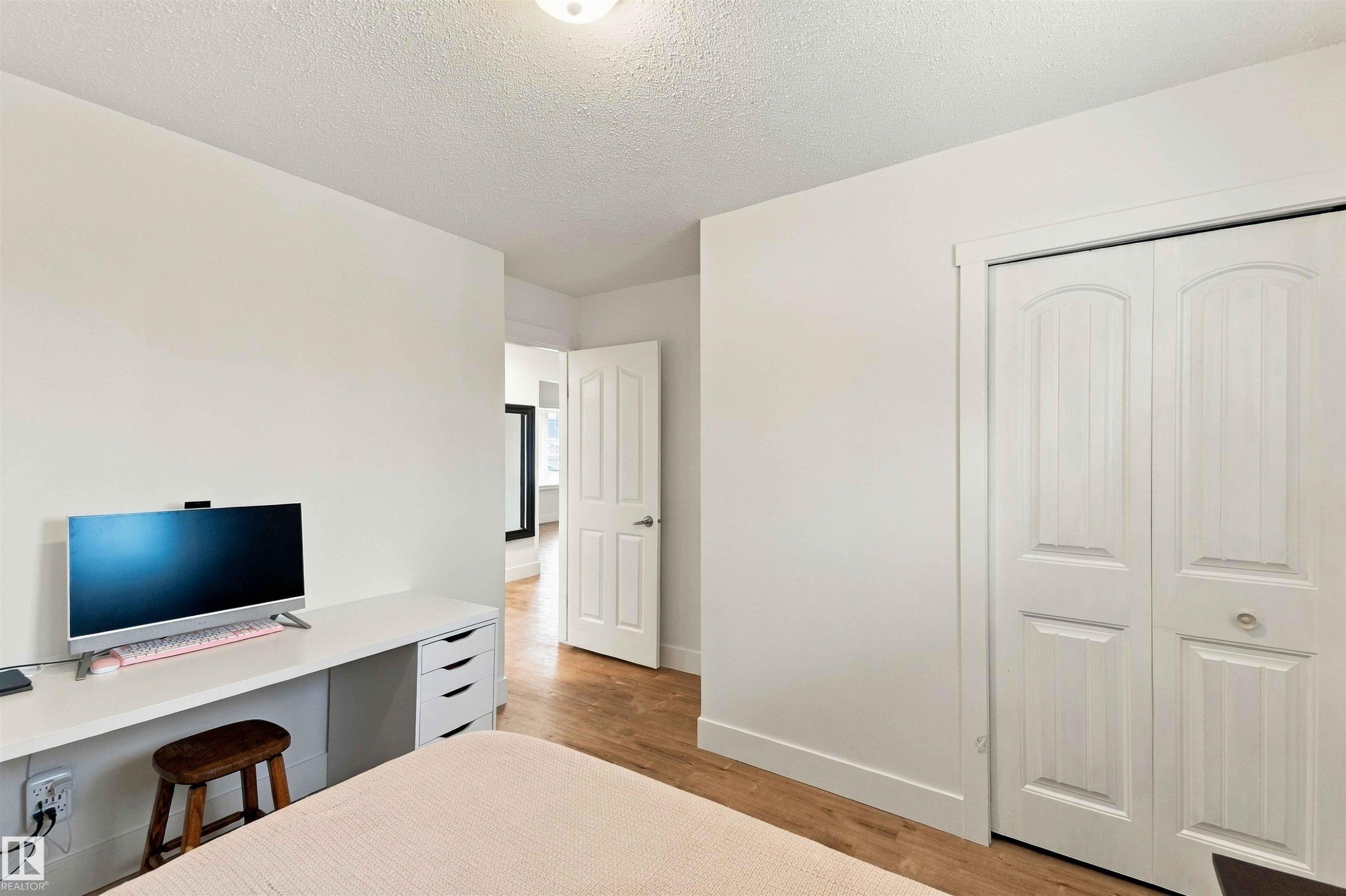 5907 53A Avenue, Redwater, AB