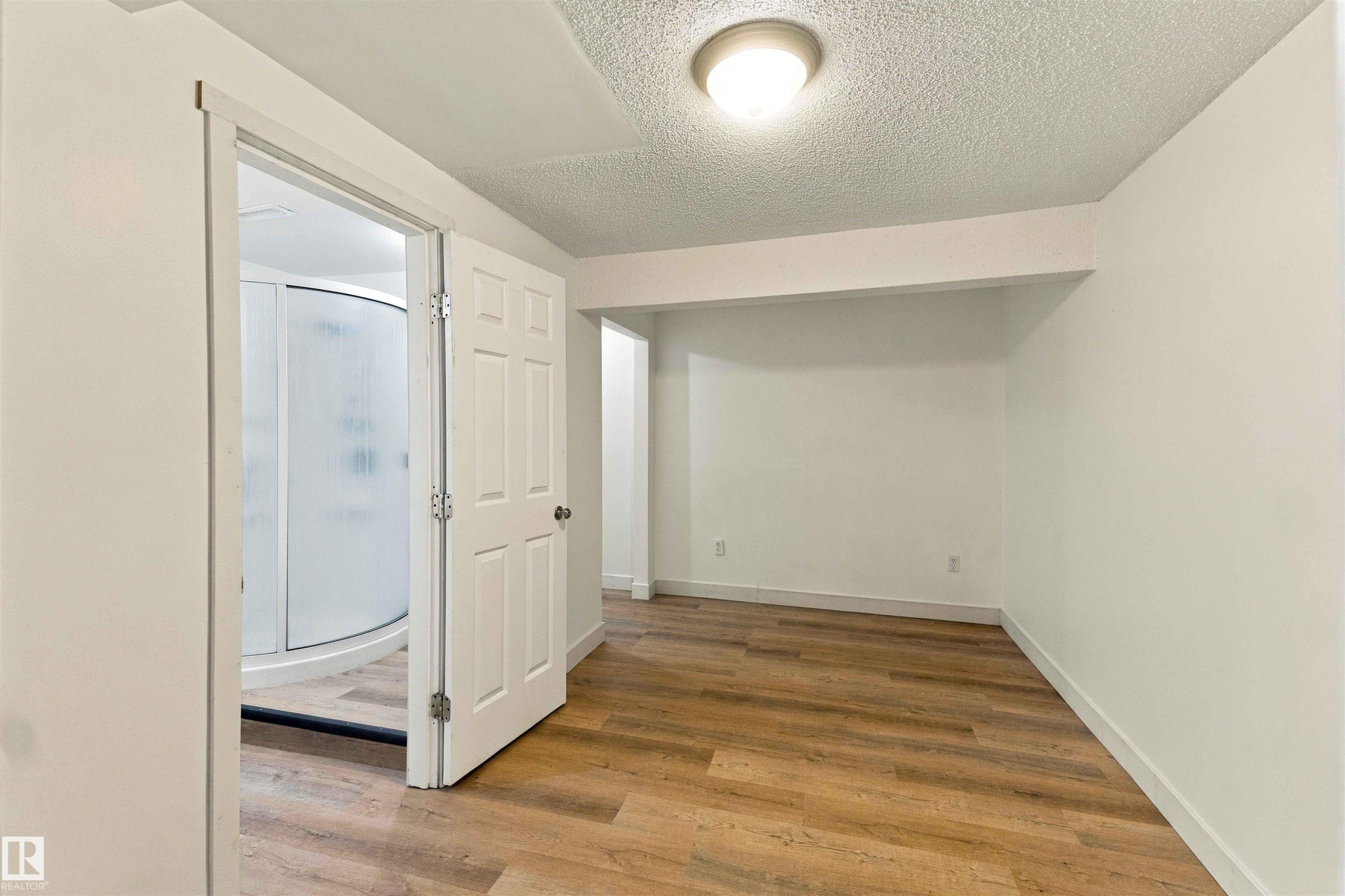 5907 53A Avenue, Redwater, AB