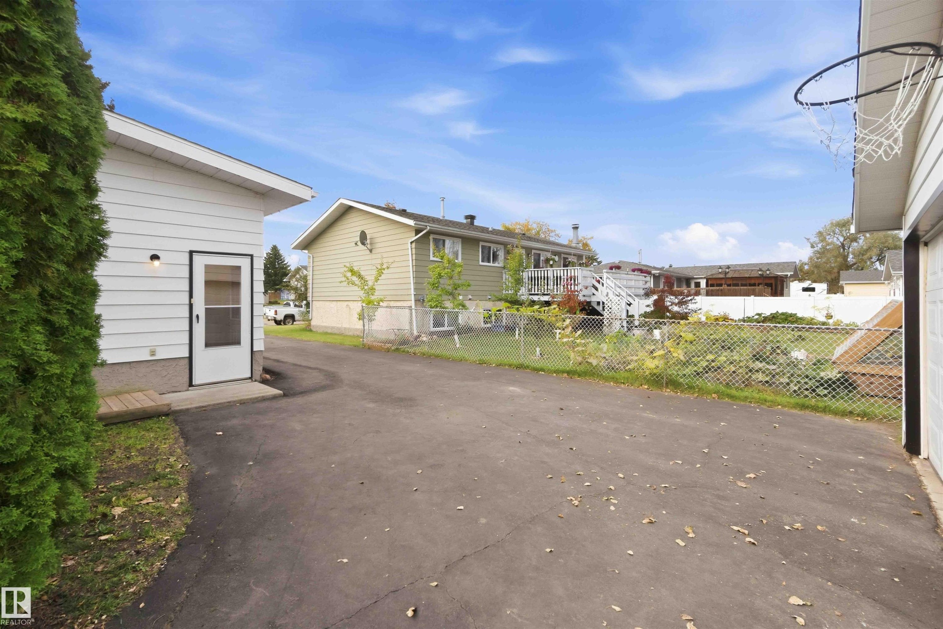 5907 53A Avenue, Redwater, AB