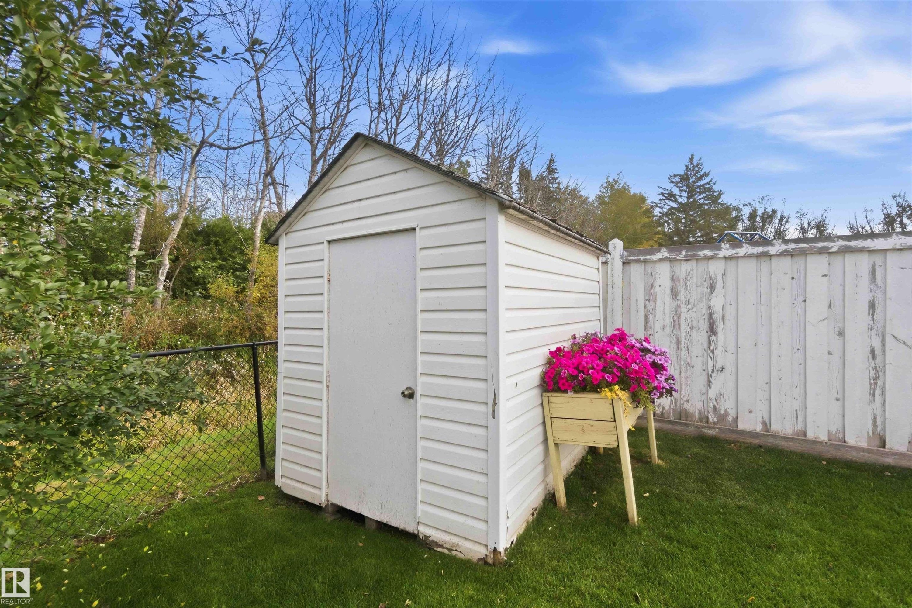 5907 53A Avenue, Redwater, AB