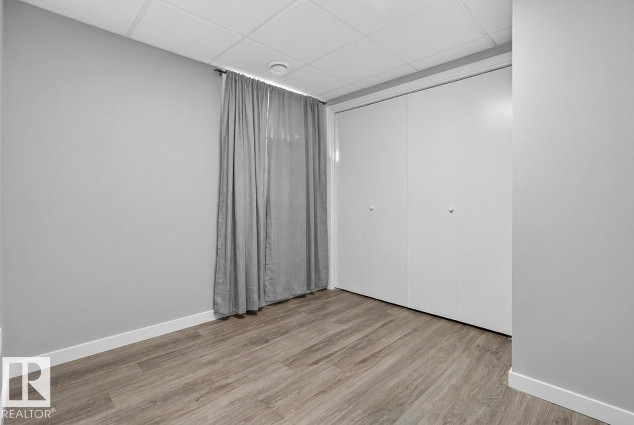 15711 84 Avenue Nw, Edmonton, AB