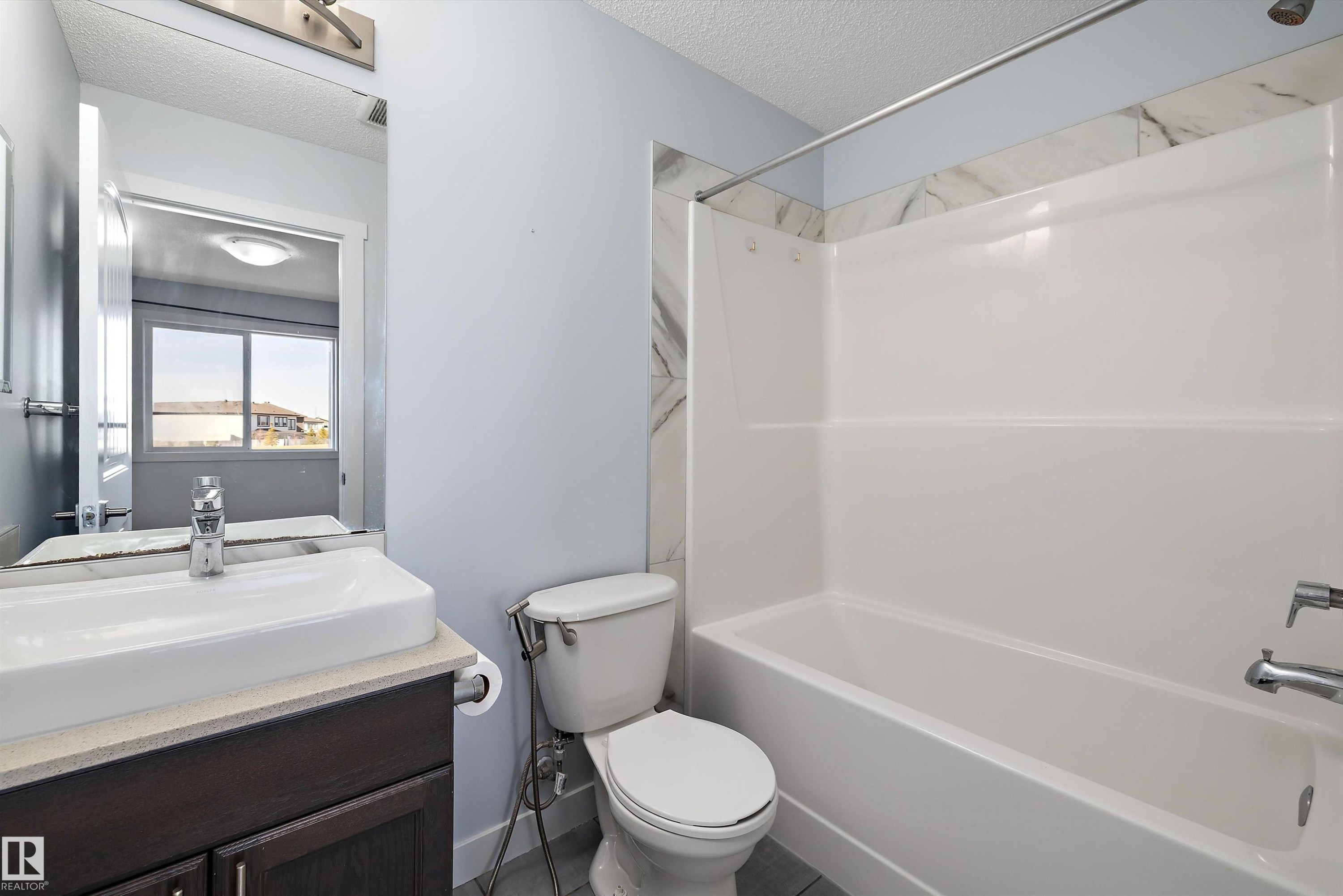 2611 14 Avenue Nw, Edmonton, AB