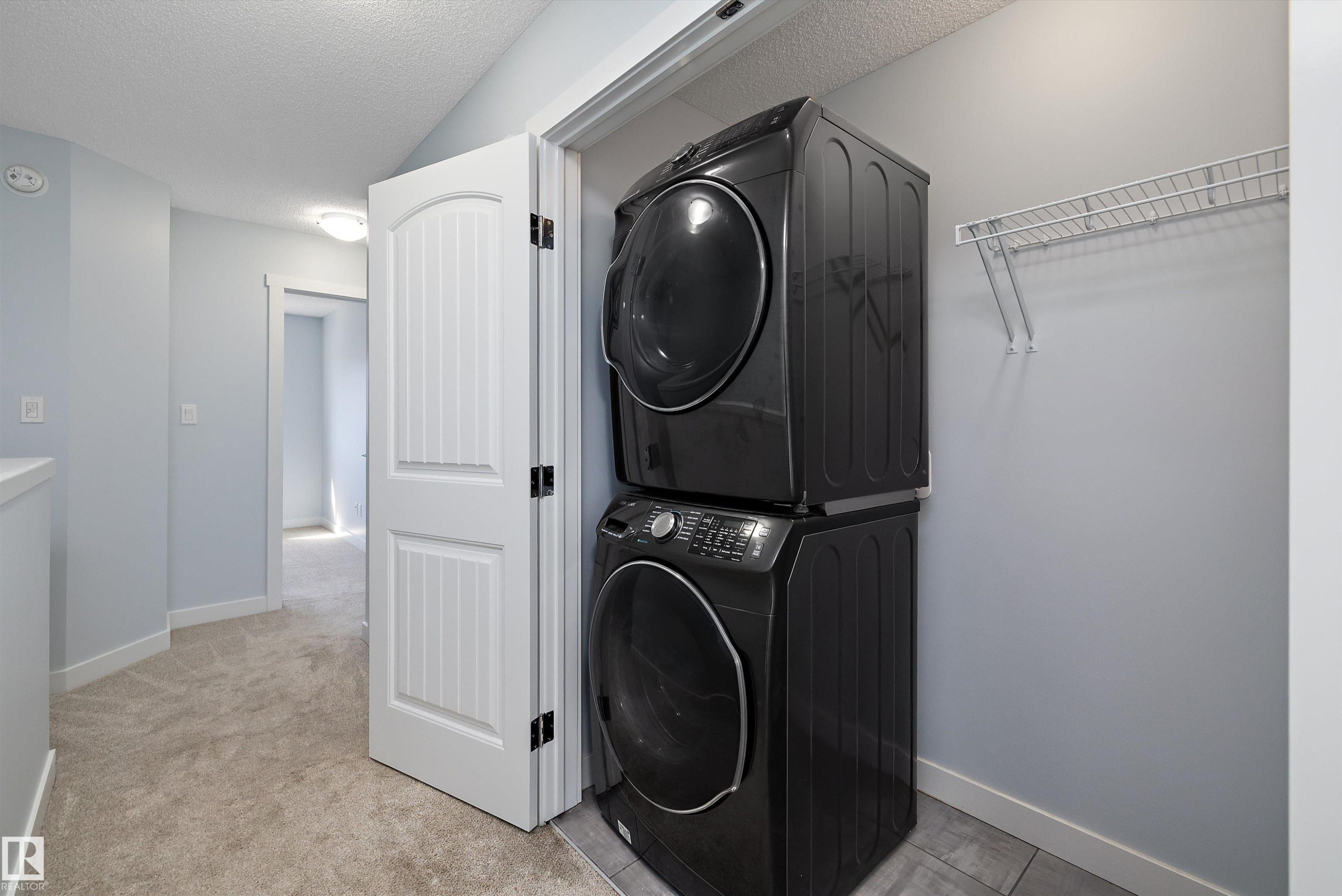 2611 14 Avenue Nw, Edmonton, AB