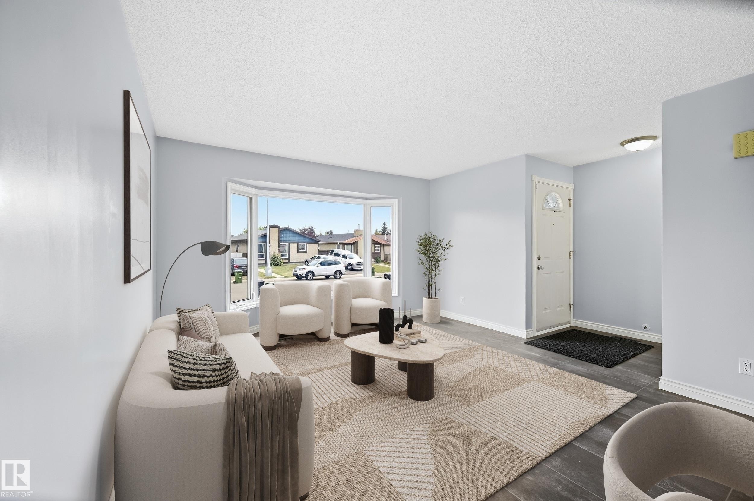 3220 44A Street Nw, Edmonton, AB