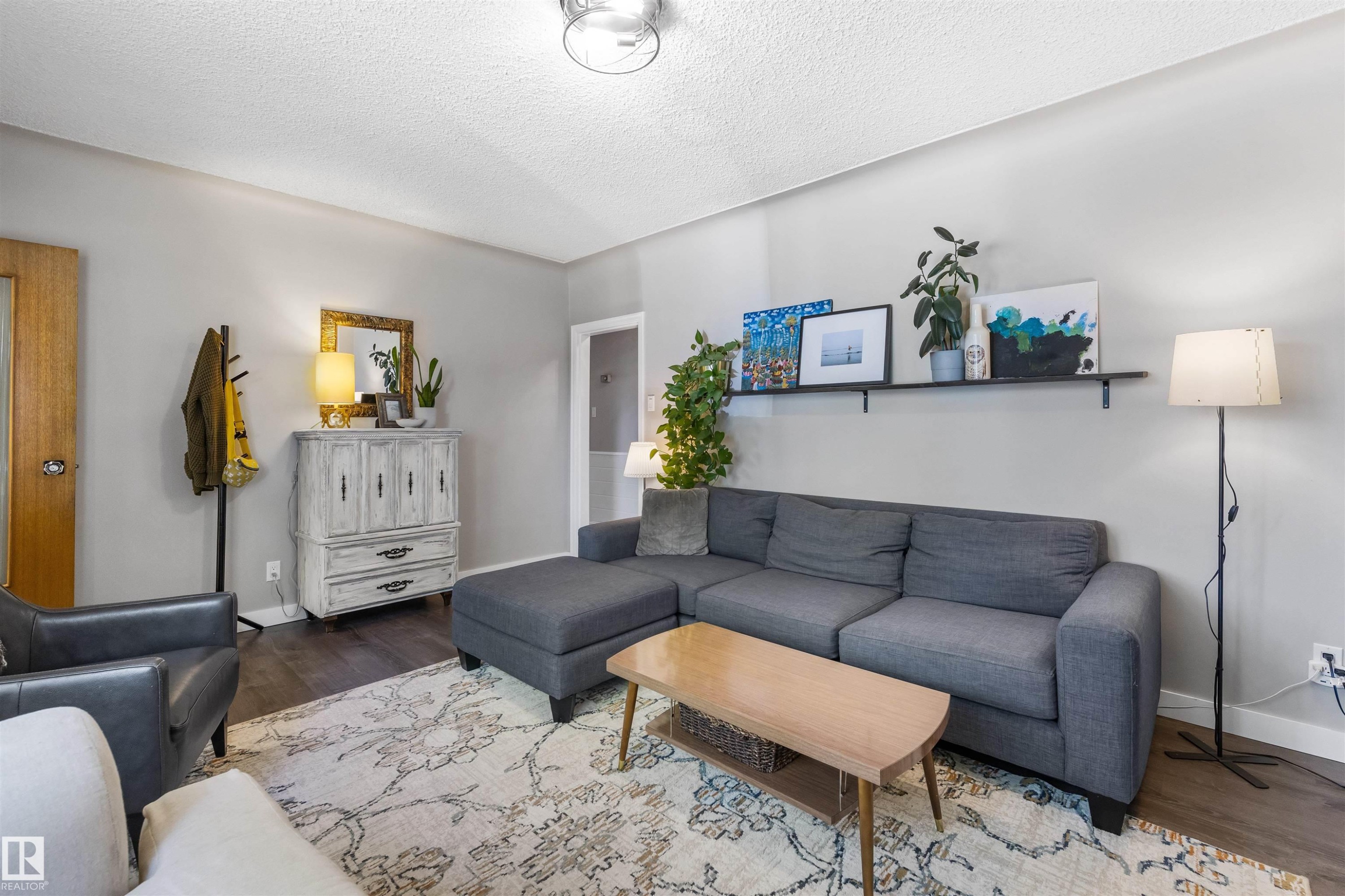 9715 71 Avenue Nw, Edmonton, AB