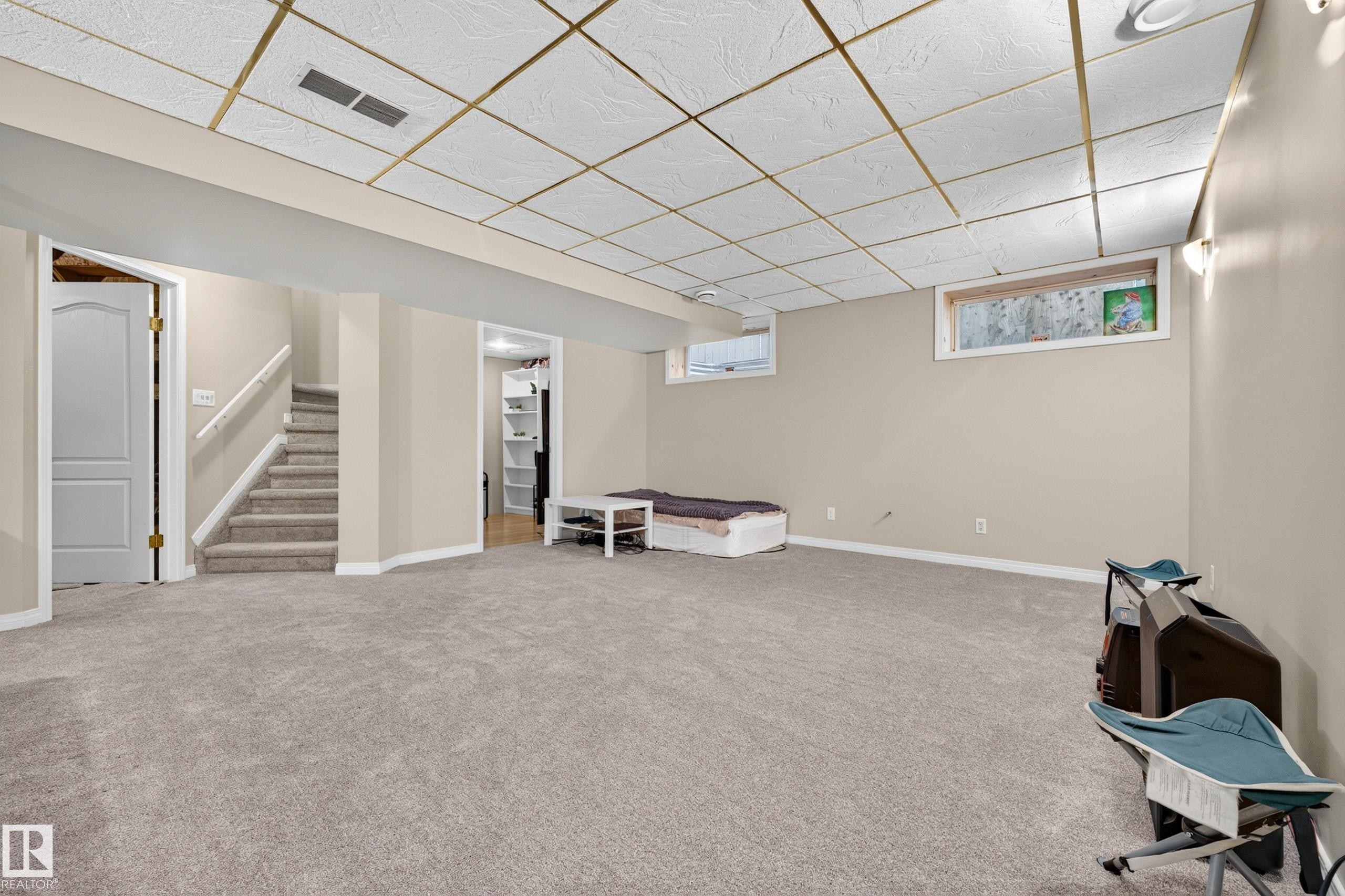 11813 11B Avenue Nw, Edmonton, AB