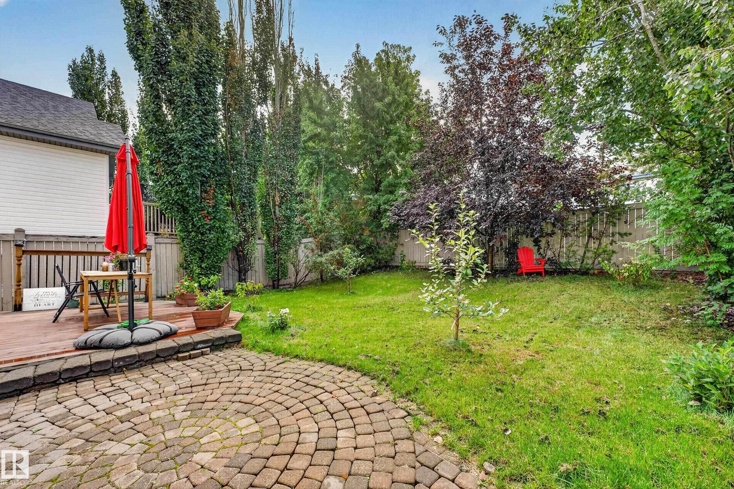 11813 11B Avenue Nw, Edmonton, AB