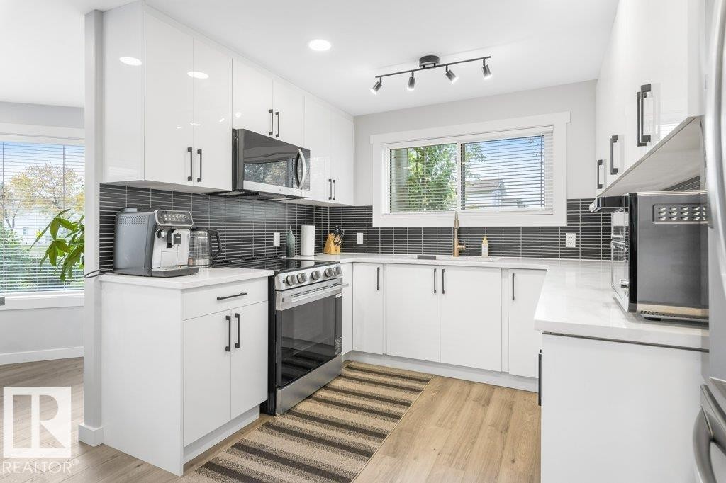 67 Arlington Drive, St. Albert, AB