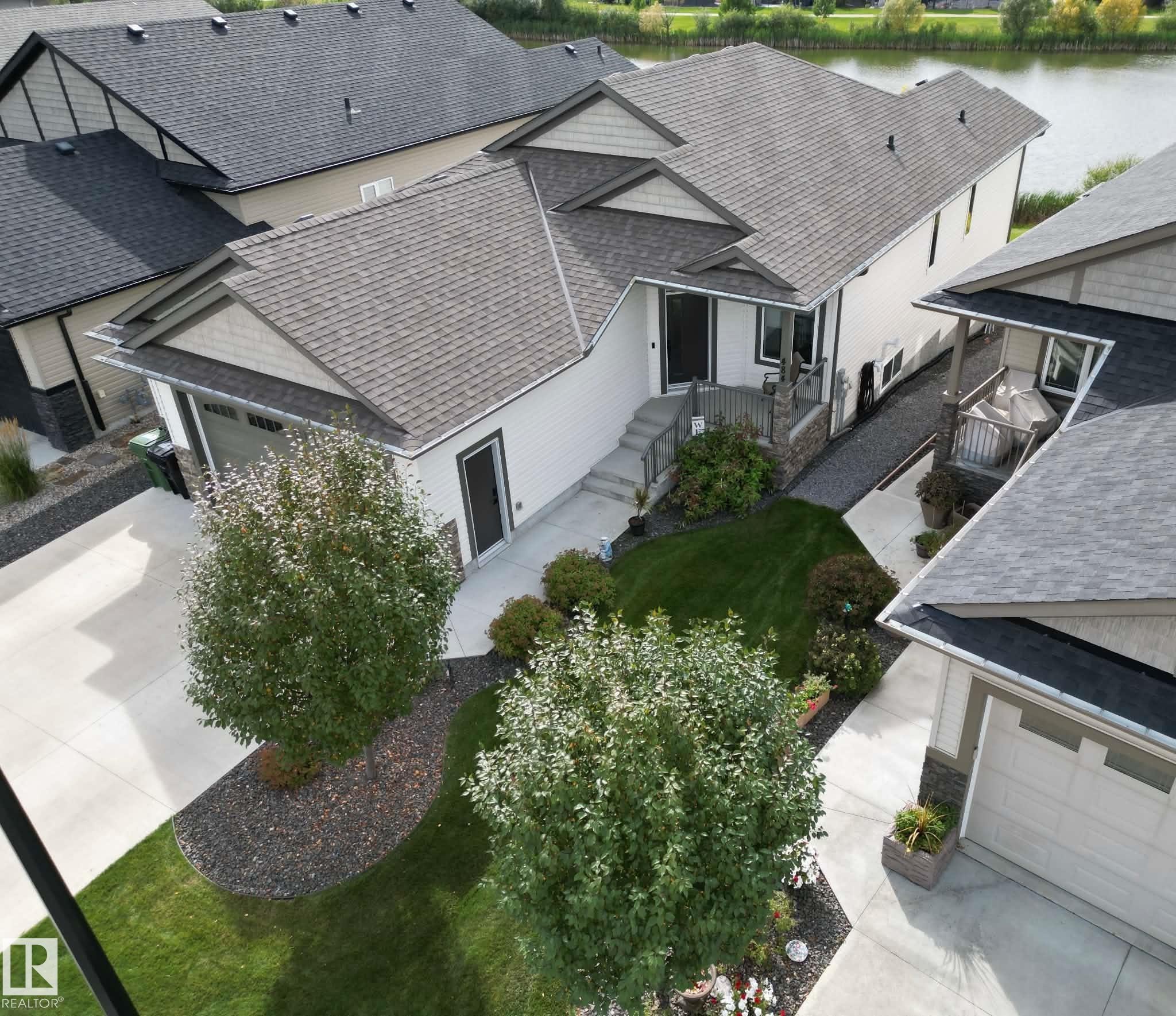 484 Roberts Crescent, Leduc, AB