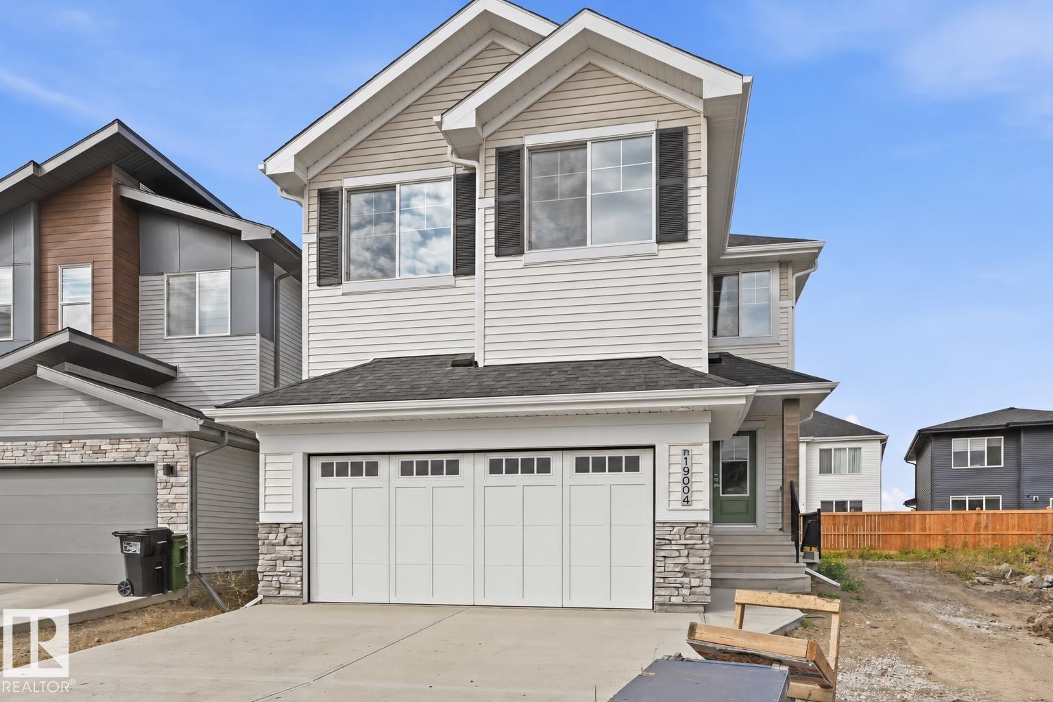 19004 20 Avenue Nw, Edmonton, AB
