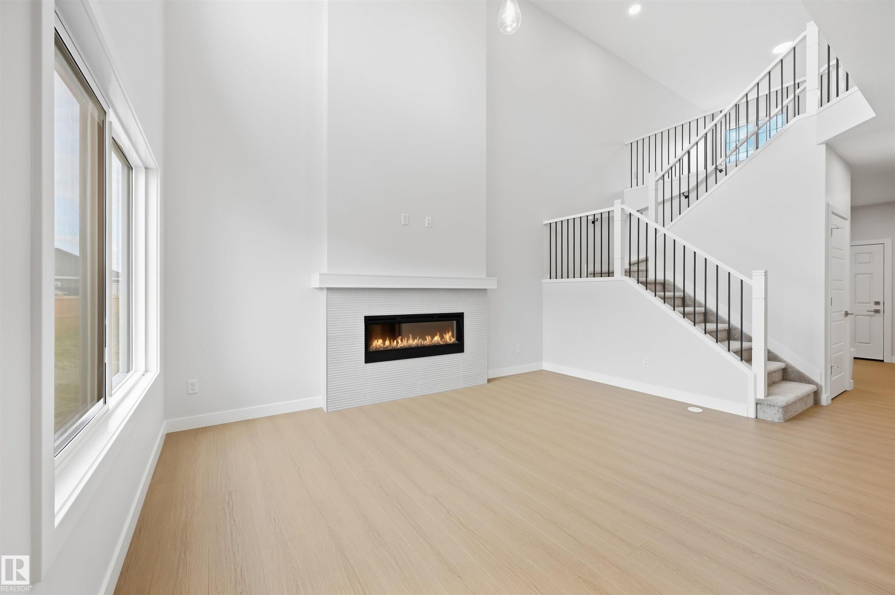 Virtually Staged - 19004 20 Avenue Nw, Edmonton, AB