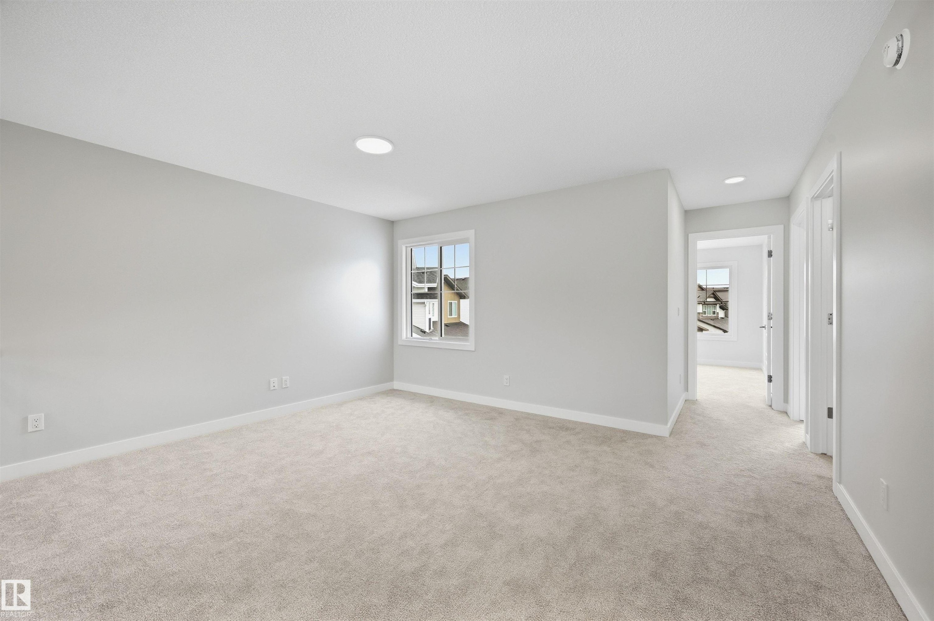 19004 20 Avenue Nw, Edmonton, AB