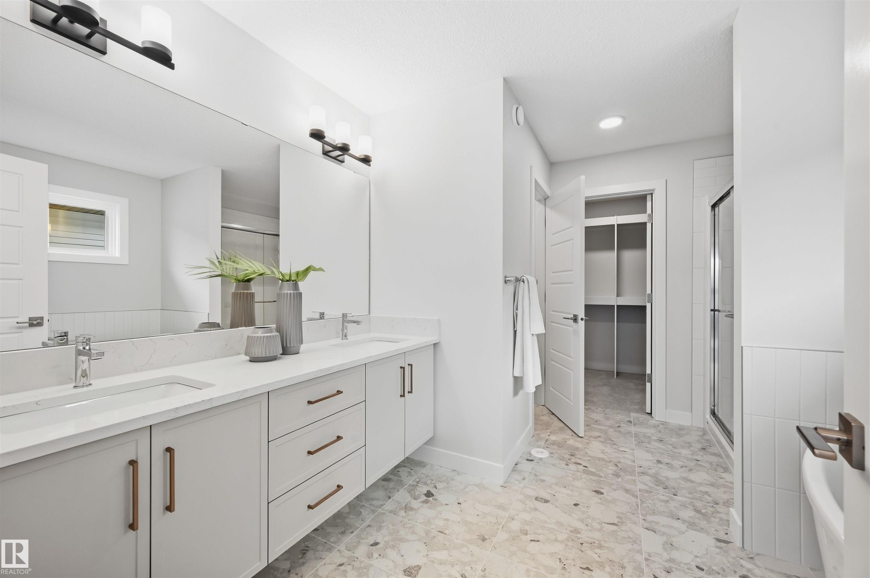 19004 20 Avenue Nw, Edmonton, AB