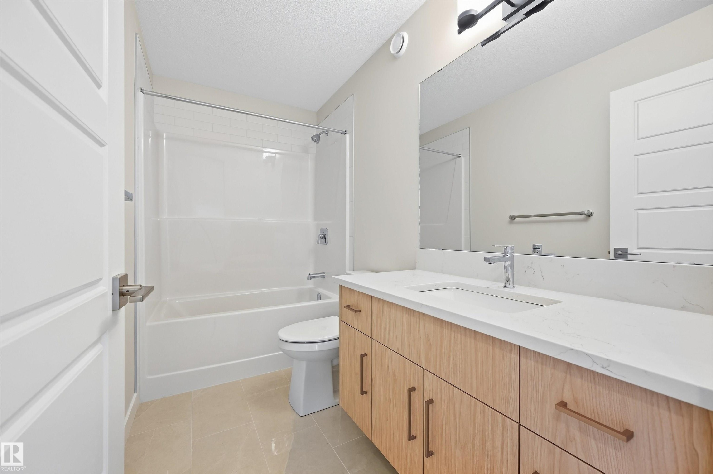 19004 20 Avenue Nw, Edmonton, AB