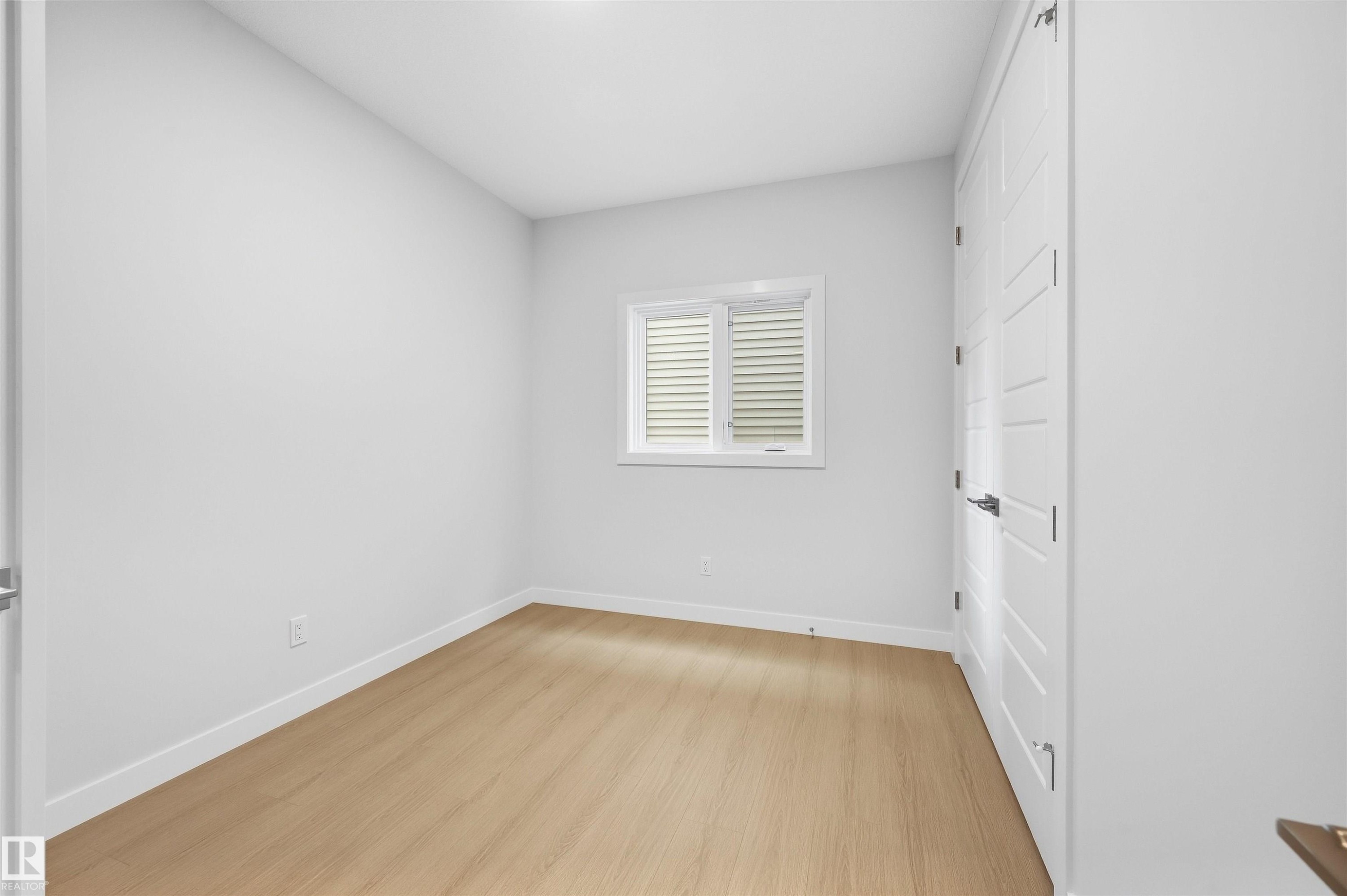 Virtually Staged - 19004 20 Avenue Nw, Edmonton, AB