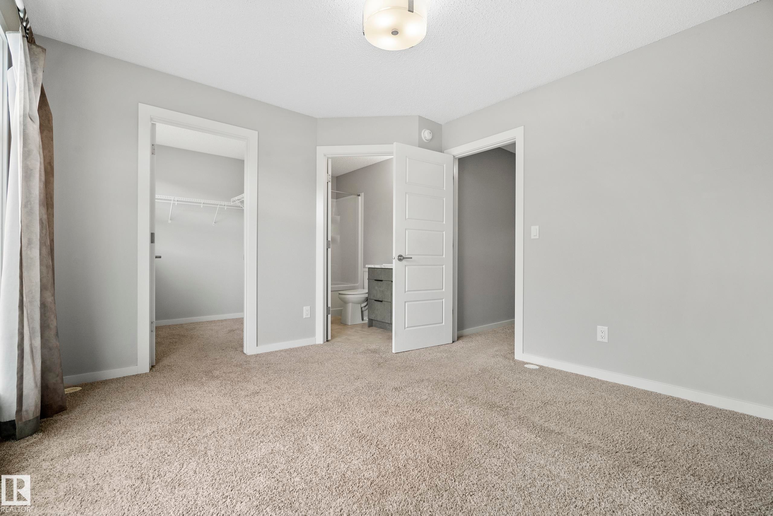 8322 Chappelle Way Sw, Edmonton, AB