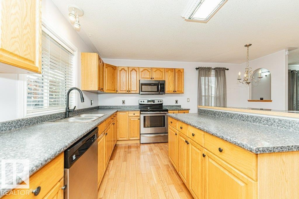 4809 54 Street, Bruderheim, AB